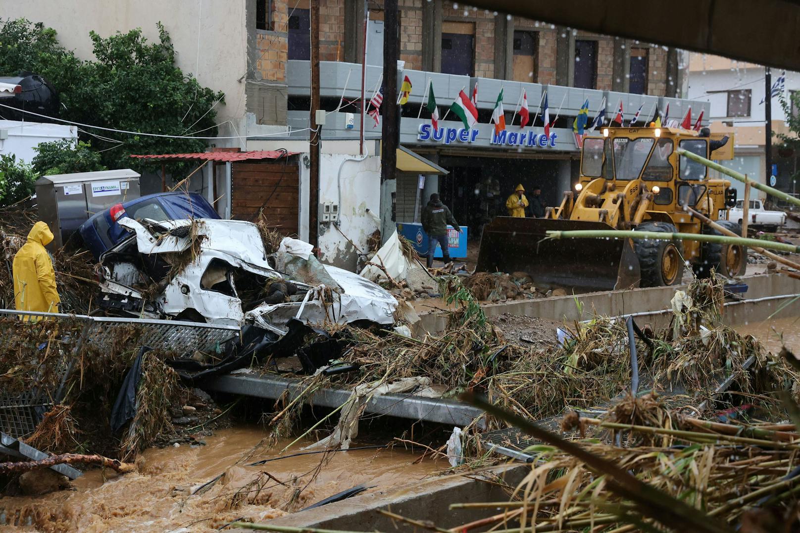 Bilder der Verwüstung nach einem heftigen Unwetter nahe der kretischen Hauptstadt Heraklion am 15. Oktober 2022.