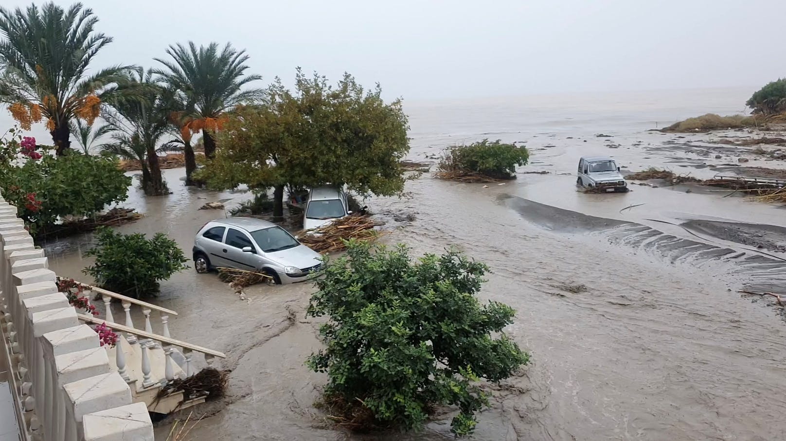Bilder der Verwüstung nach einem heftigen Unwetter nahe der kretischen Hauptstadt Heraklion am 15. Oktober 2022.