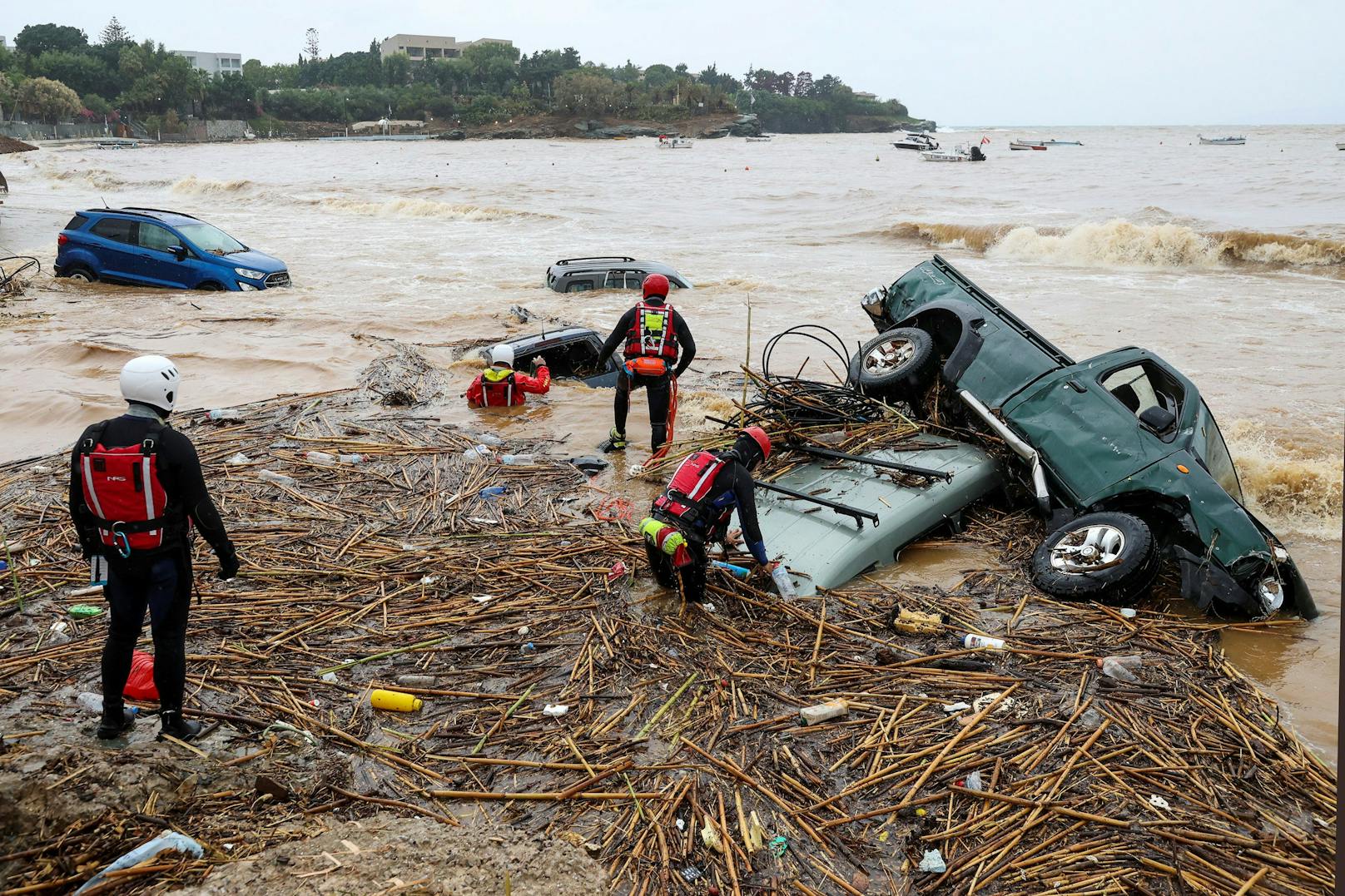 Bilder der Verwüstung nach einem heftigen Unwetter nahe der kretischen Hauptstadt Heraklion am 15. Oktober 2022.