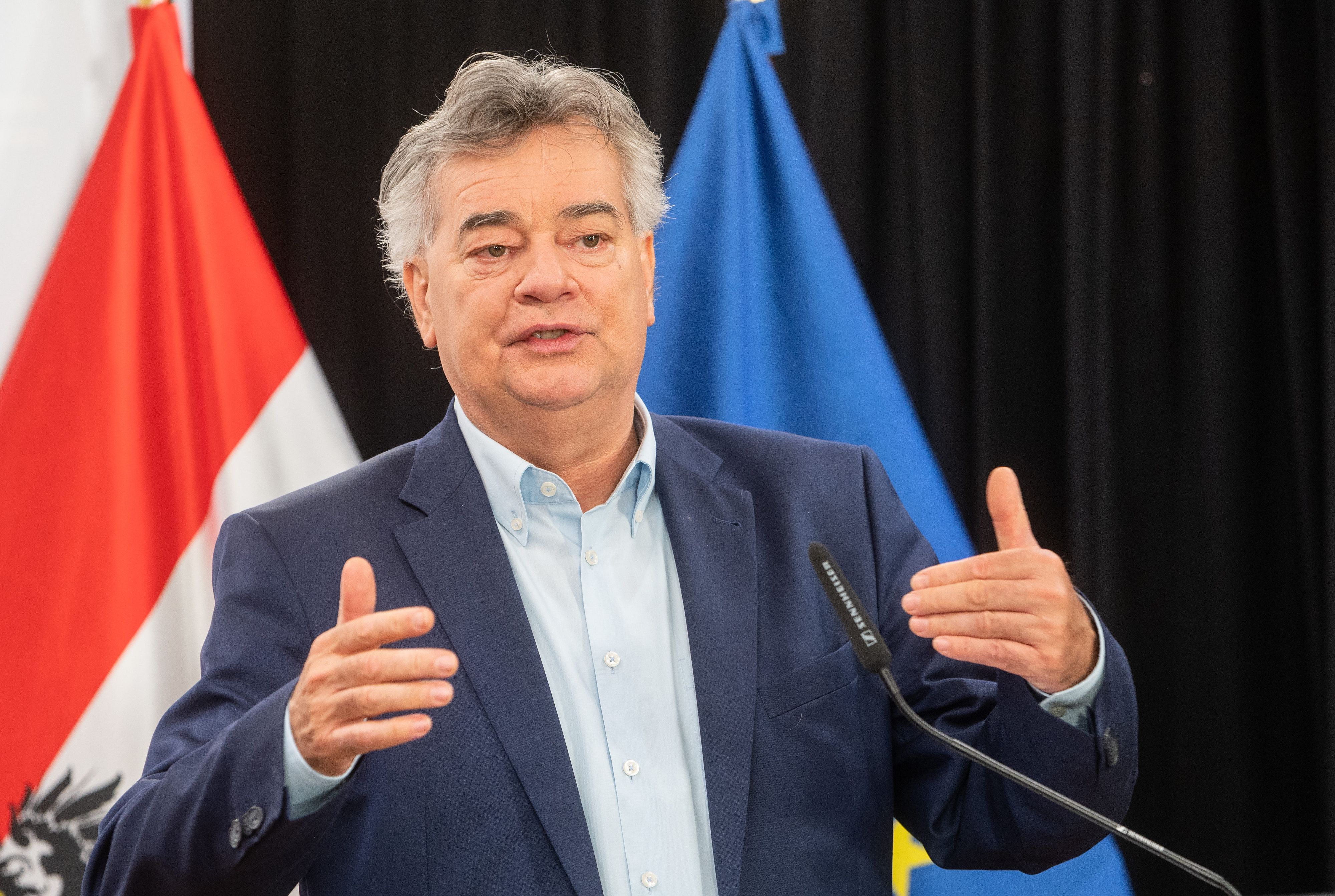 Werner Kogler kritisiert die Vergabe der Fußball-WM.