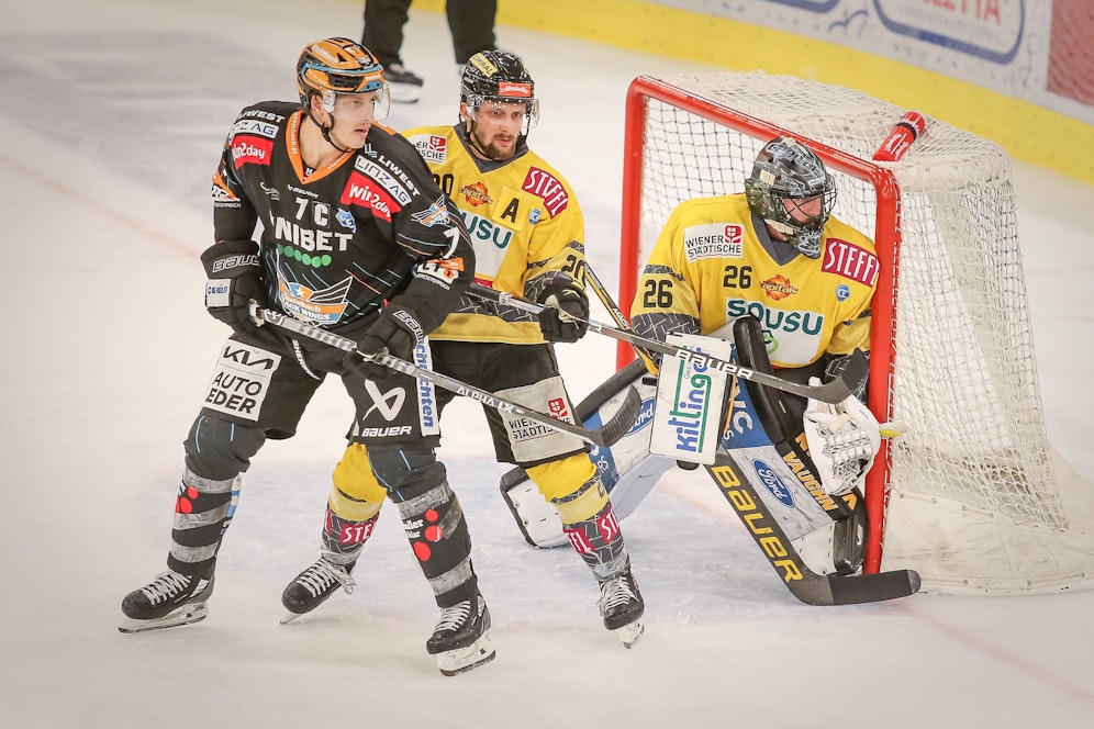 Die spusu Vienna Capitals feiern einen klaren Sieg in Linz.