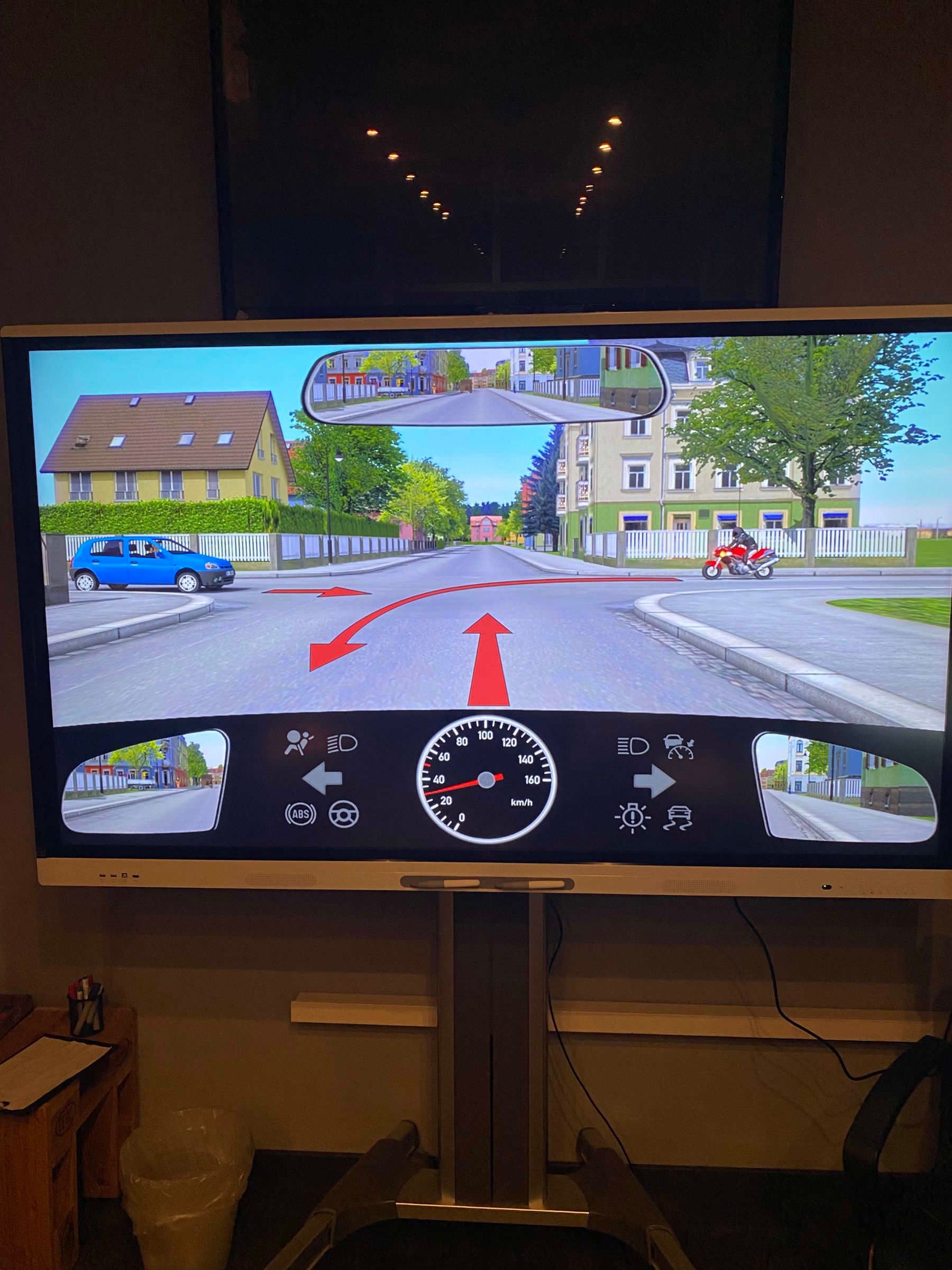 Reddit: Tausende Nutzer diskutieren über Fahrschulfrage.