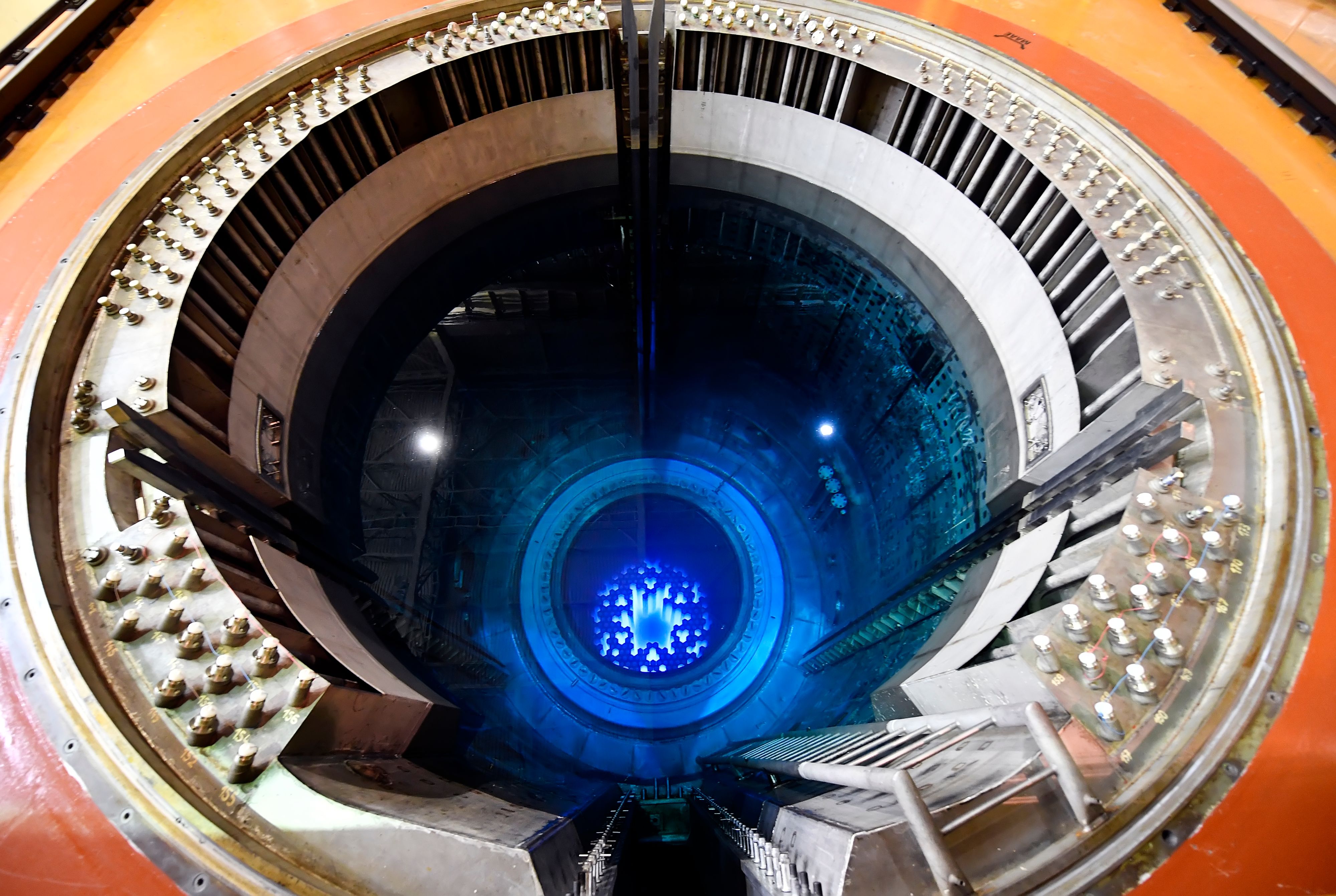 Blick in den Reaktor 4 des tschechischen Kernkraftwerks Dukovany.