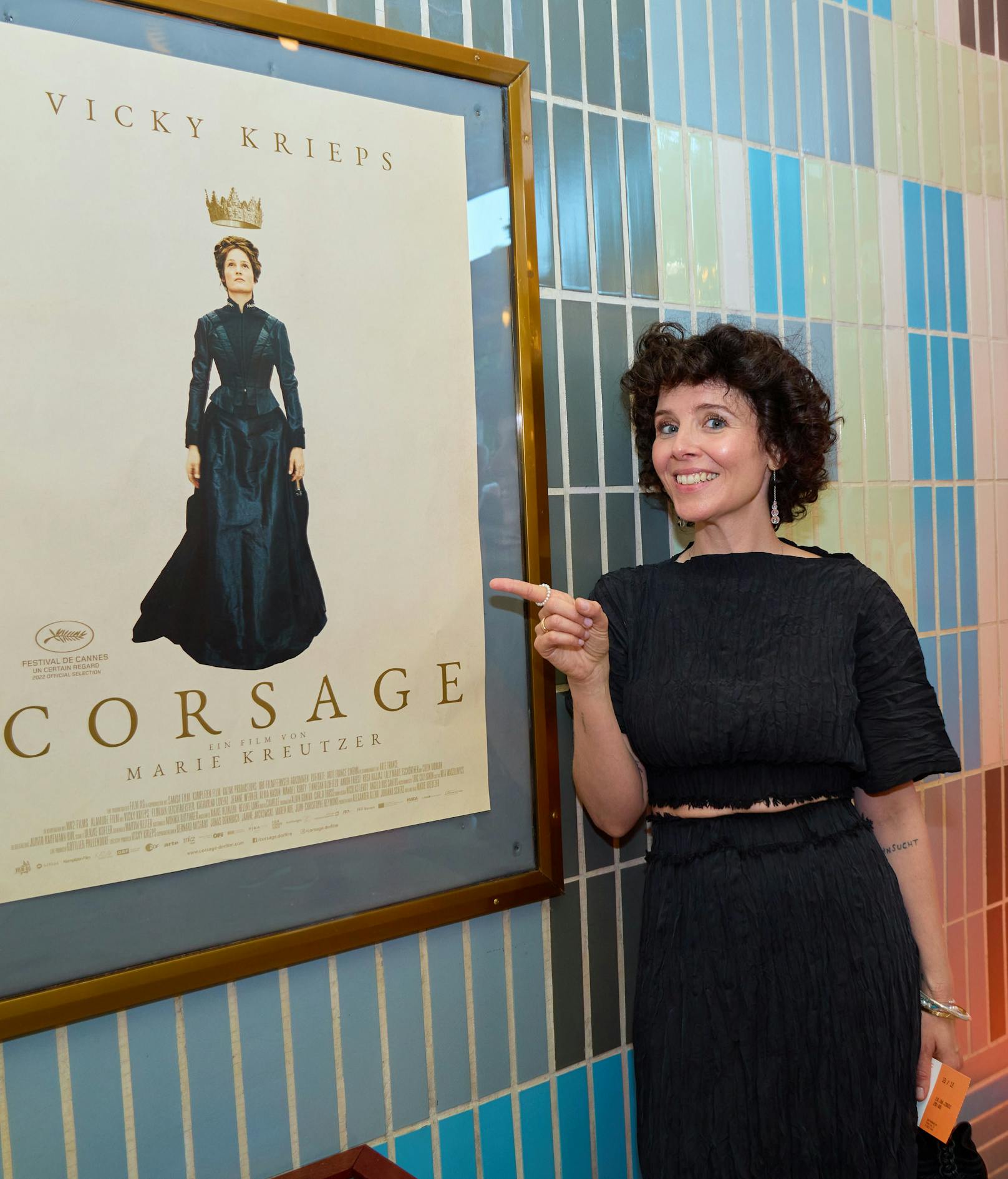Regisseurin Marie Kreutzer bei der&nbsp;Kinopremiere von "Corsage" im Gartenbau Kino Wien im Juni 2022.