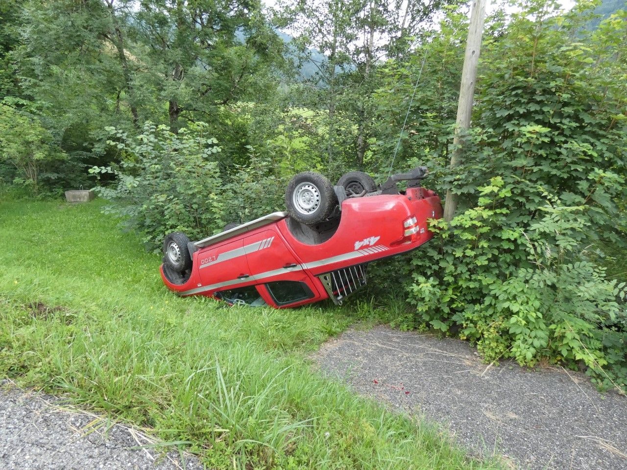Heute.at - Polizei entwirrt Rätsel um mysteriösen Crash