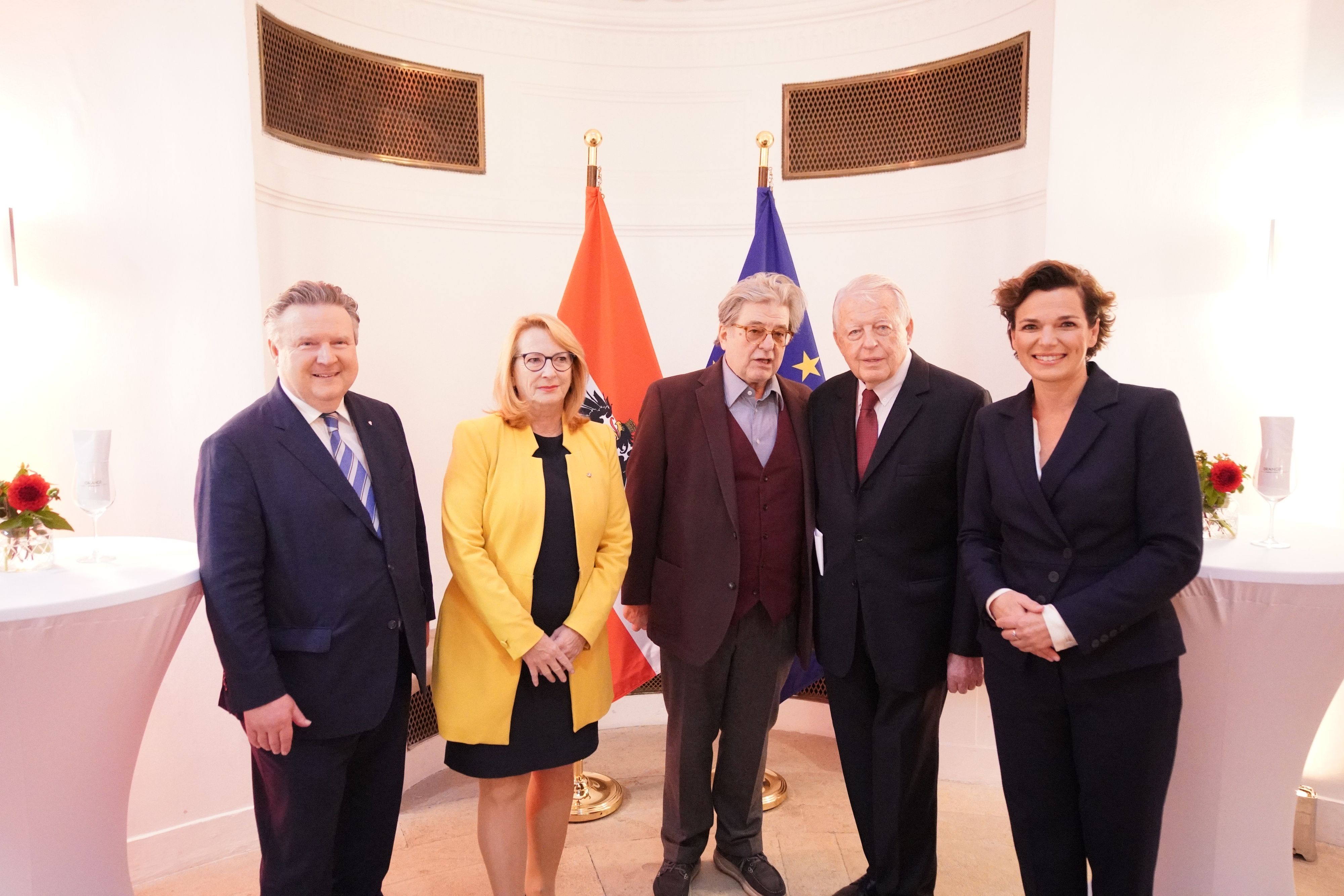 Franz Vranitzky mit Pamela Rendi-Wagner, Michael Ludwig, Doris Bures und Ferdinand Lacina.