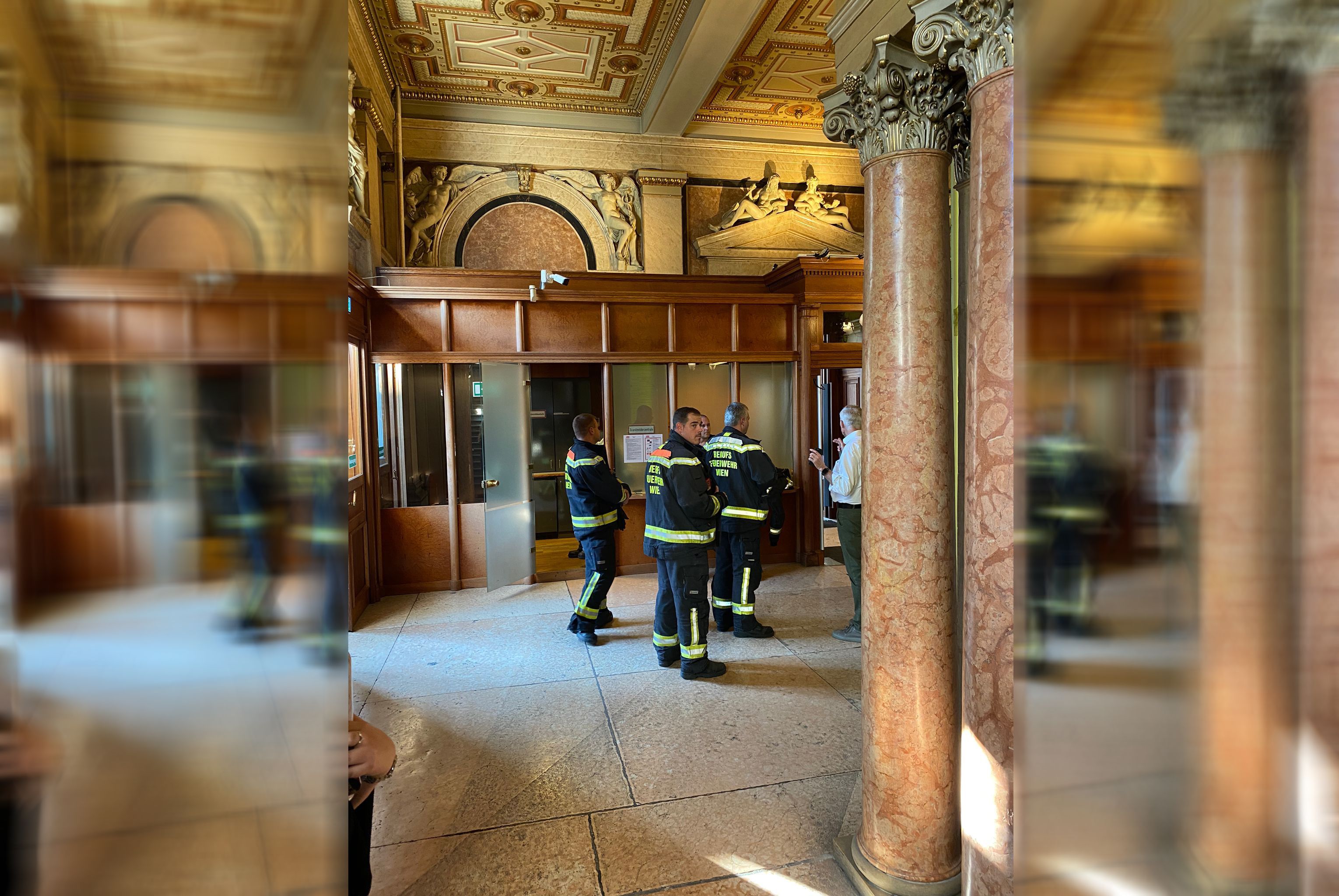 Brand-Alarm an der Wiener Börse – Feuerwehr im Einsatz