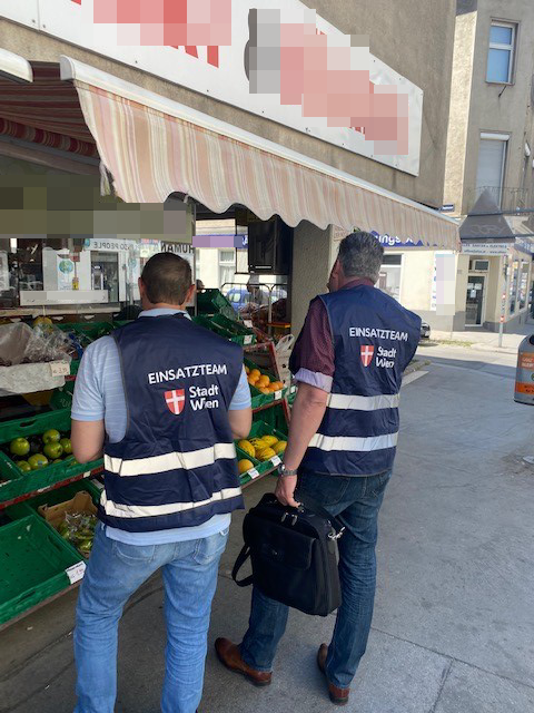 Bei einer Schwerpunktkontrolle des Einsatzteams Wien und der Finanzpolizei wurden 95 Betriebe überprüft. Die Bilanz: 125 Anzeigen. (Symbolbild)