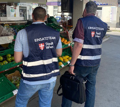 Bei einer Schwerpunktkontrolle des Einsatzteams Wien und der Finanzpolizei wurden 95 Betriebe überprüft. Die Bilanz: 125 Anzeigen.
