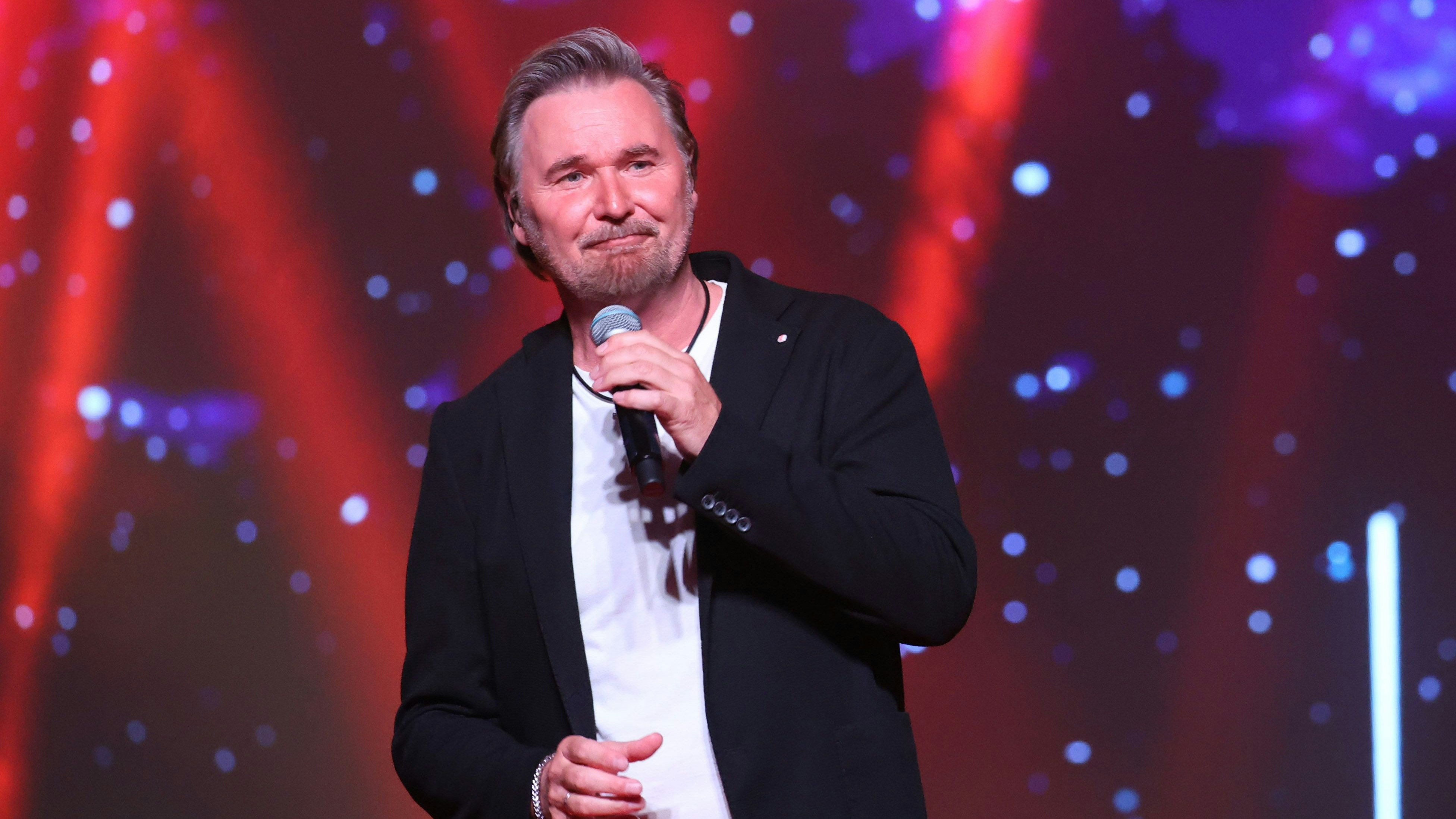 Download von www.picturedesk.com am 17.10.2022 (09:23).  07.10.2022, Ellmau, AUT, Fototermin, Musikherbst 2022, im Bild Auftritt, Nik P., Nik P. NikP, Pressefoto Scharinger © 2022, PhotoCredit Daniel Scharinger - 20221008_PD26510 - Rechteinfo: Rights Managed (RM) Nur fÃ¼r redaktionelle Nutzung!