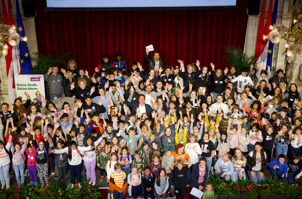 Das Kinder- und Jugendparlament in Wien geht ins große Finale: 20 neue Projekte um eine Million Euro wurden beschlossen und sollen nun umgesetzt werden.