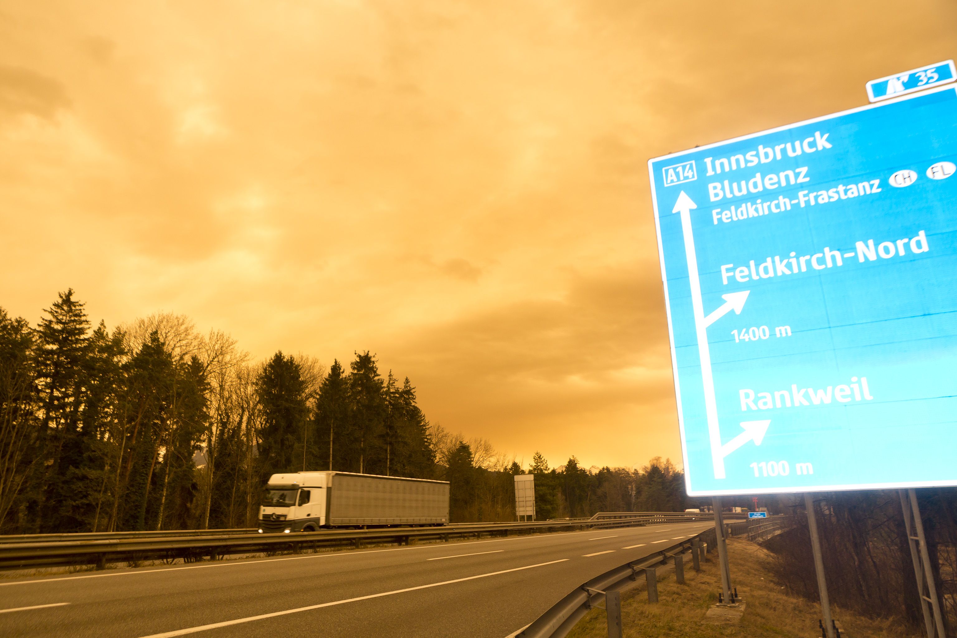 Die aktuelle Wetterlage bringt wieder große Mengen Saharastaub nach Österreich. Archivbild