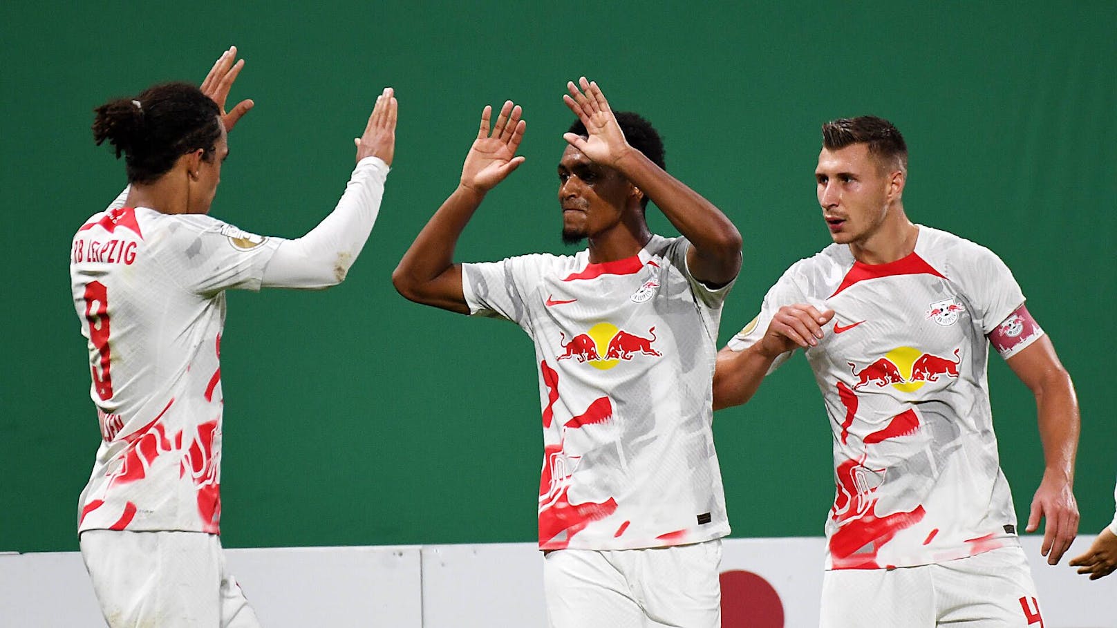 RB Leipzig feiert einen klaren Heimsieg gegen den HSV.