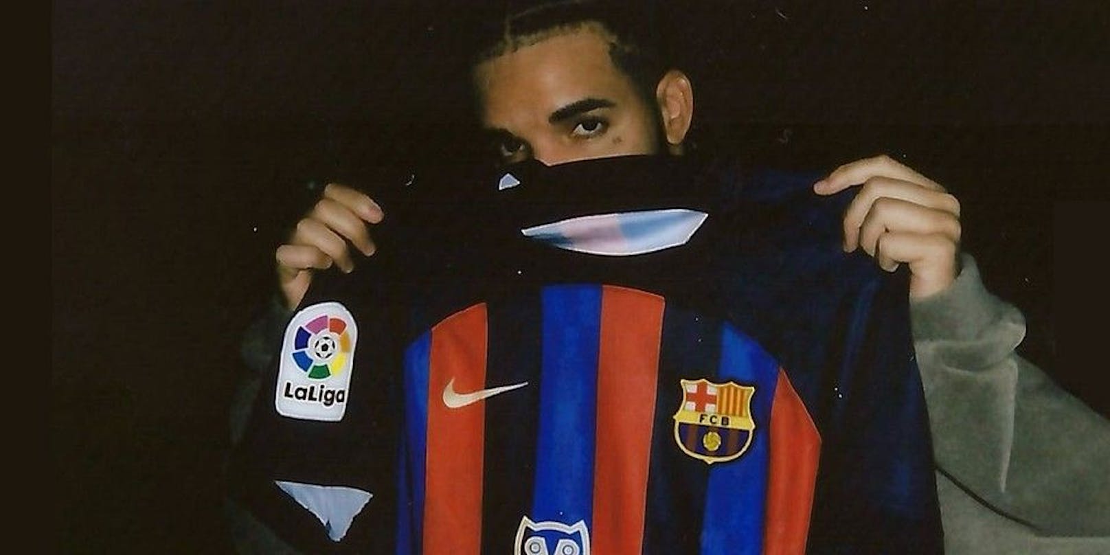 Drake im Clasico-Dress von Barcelona.