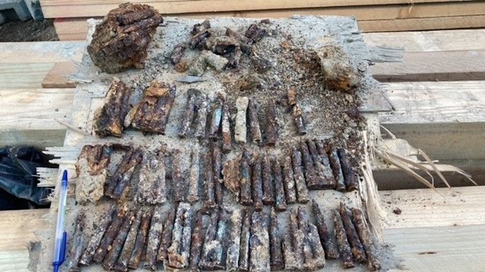 Bei Baggerarbeiten in Wien-Leopoldstadt wurden rund 100 Stück Infanteriemunition freigelegt.