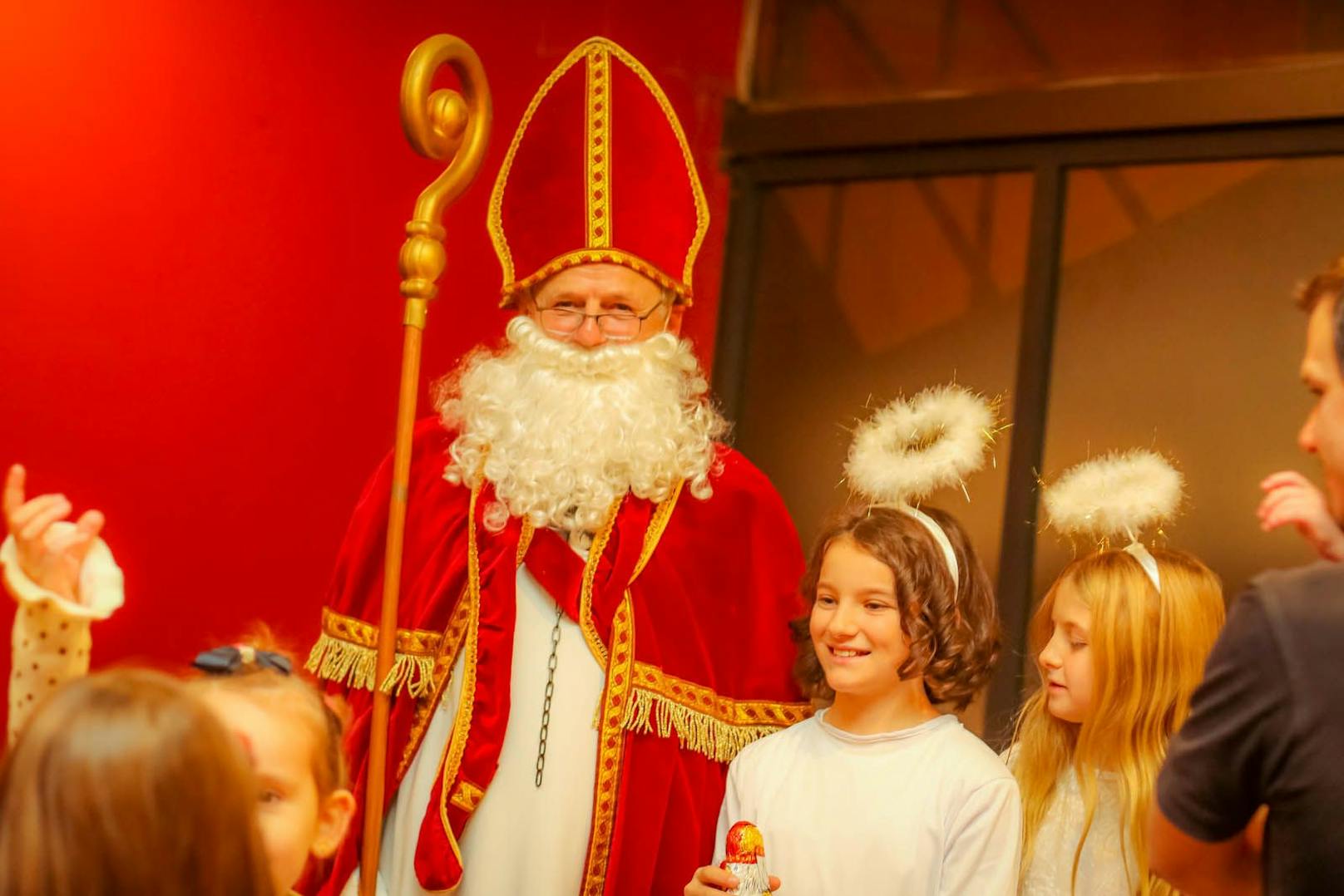 Und sogar der Nikolaus kommt wieder zu Besuch. Ob es nächstes Jahr wieder ein Ganslessen in der Luftburg geben wird, hängt ganz von der Preisentwicklung ab, so Kolarik.