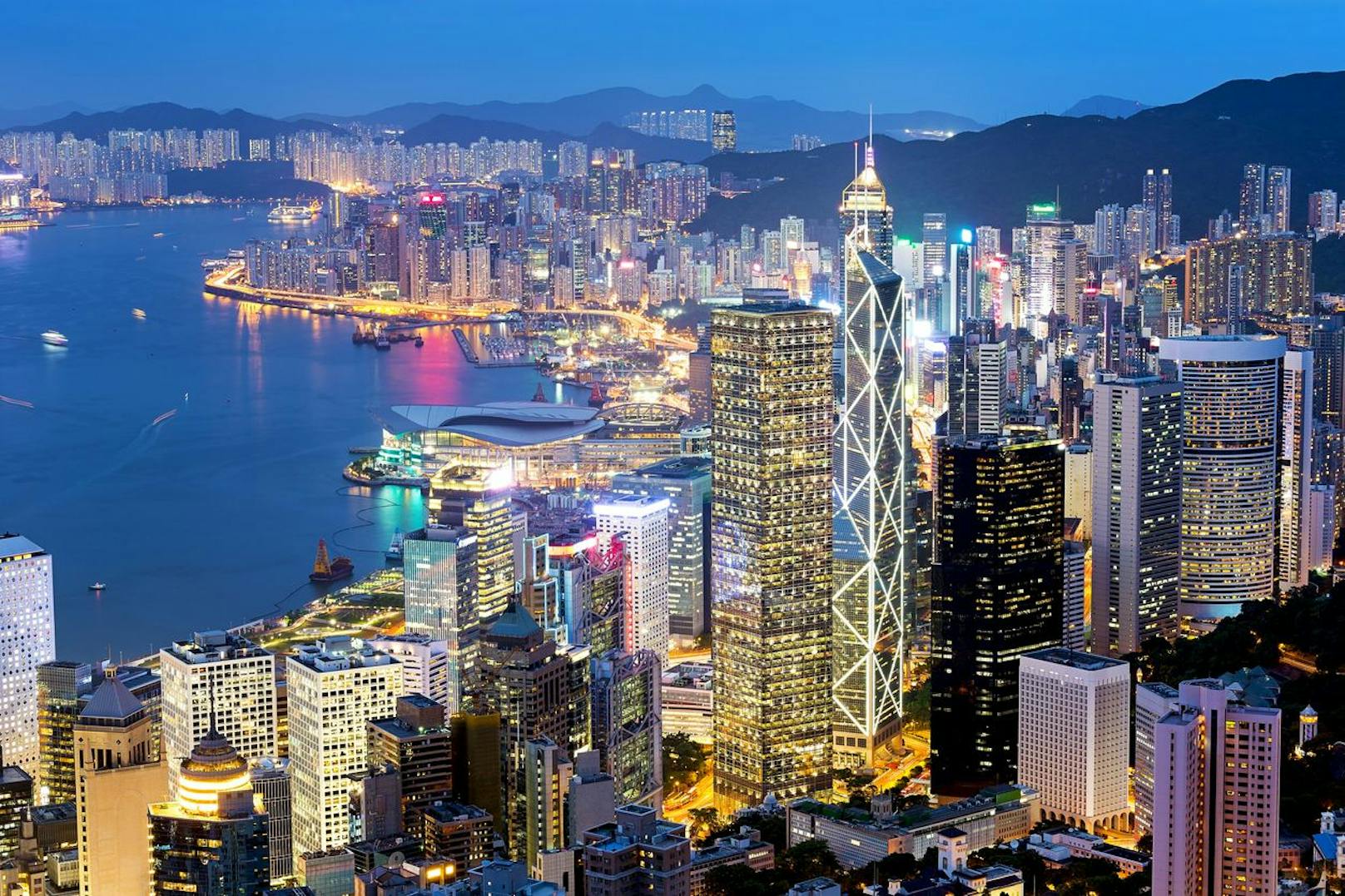 Die Skyline von Hongkong.