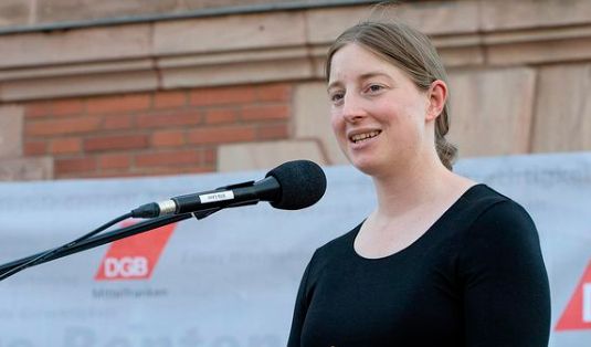 Multimillionärin Stefanie Bremer (33) engagiert sich im Verein "TaxMeNow" für eine Umverteilung des Vermögens in der Gesellschaft.