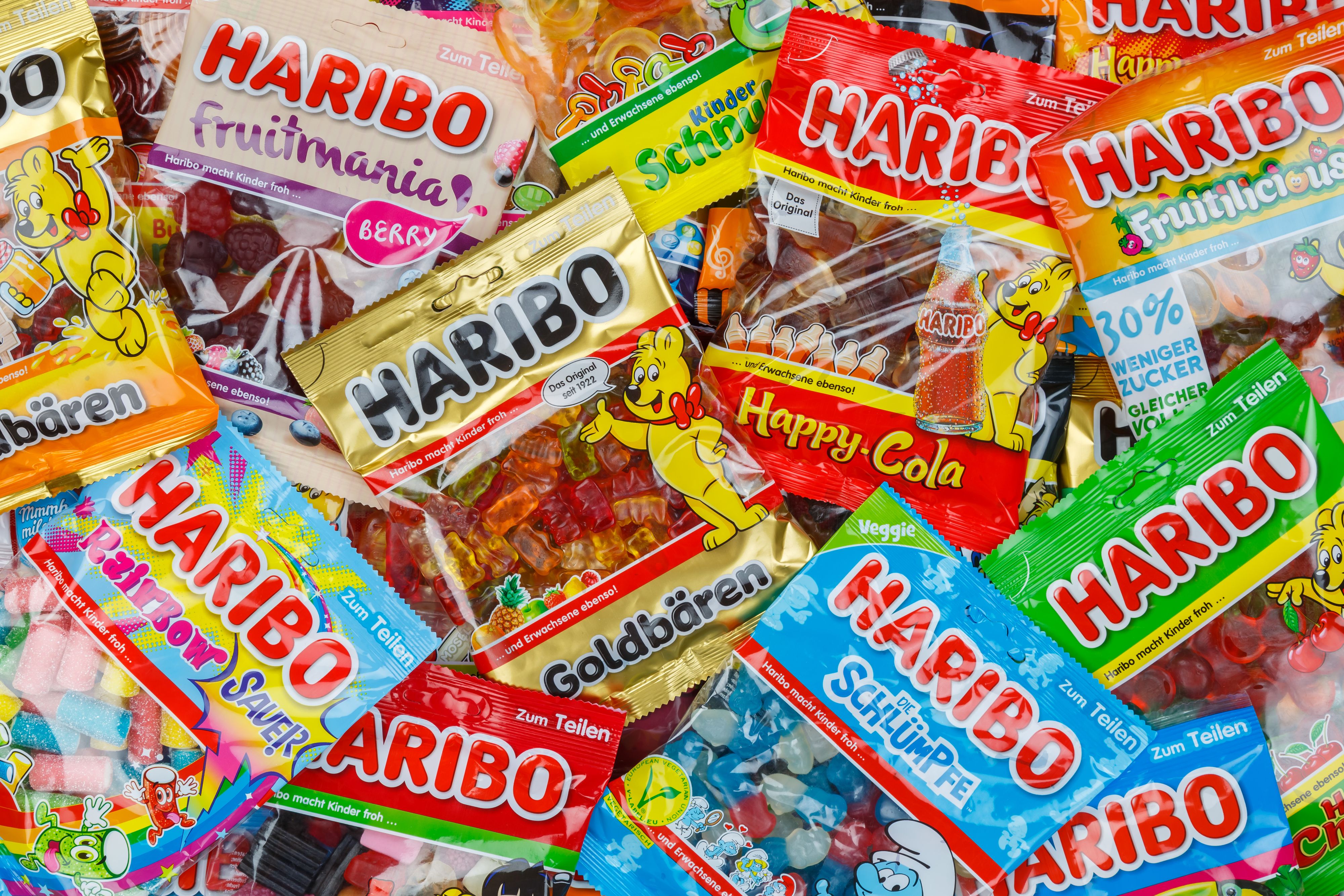 Download von www.picturedesk.com am 19.10.2022 (16:29).  Haribo Gummibärchen Gummibären verschiedene Sorten Hintergrund - 20210307_PD15755 - Rechteinfo: Rights Managed (RM) Nur fÃ¼r redaktionelle Nutzung!