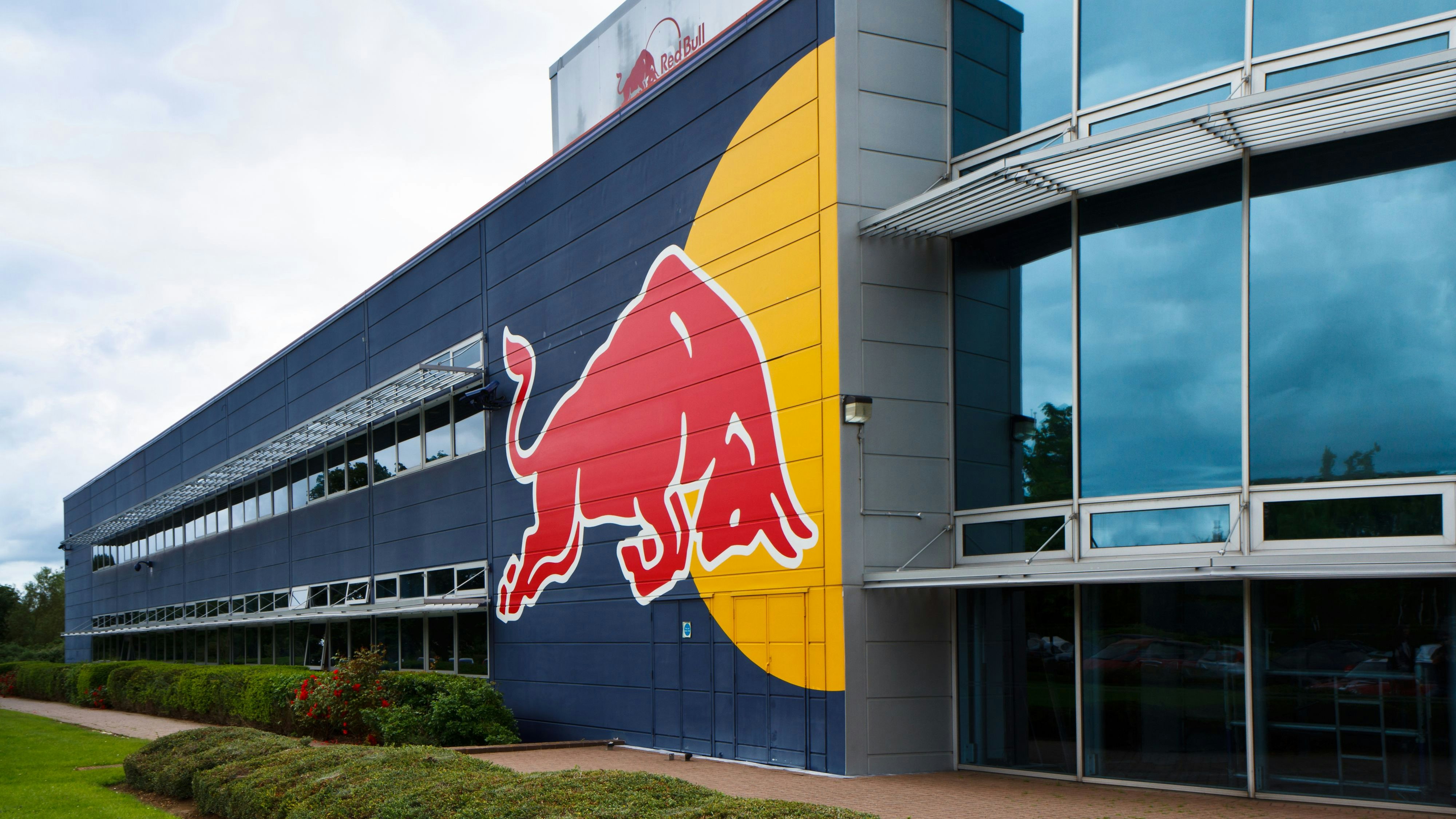 Heute.at - Kartell-Verdacht gegen Red Bull – die EU ermittelt