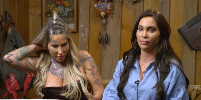 Tara und Cat sind entsetzt über Josef Winkler. 