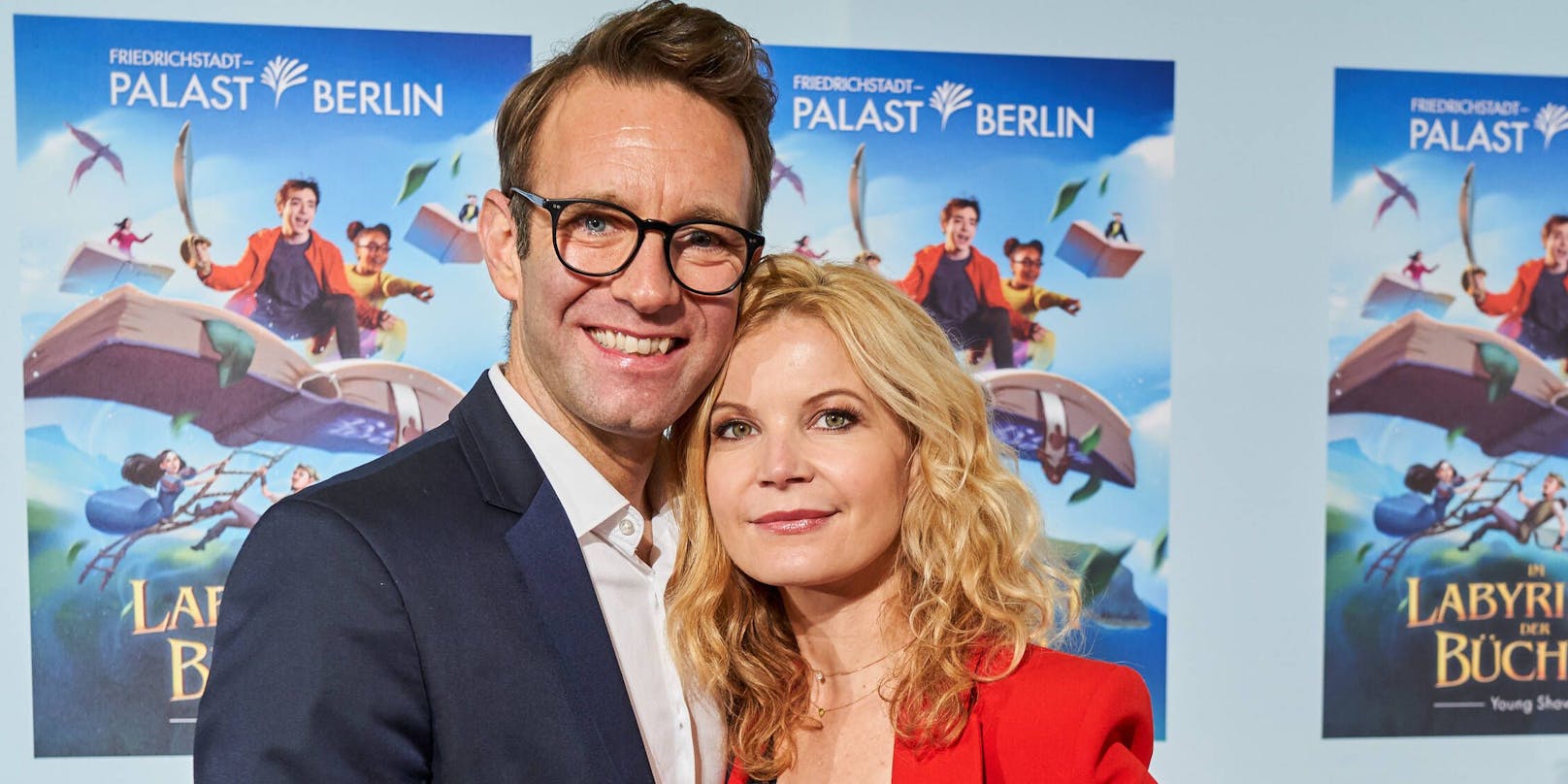 Peter Imhof mit Ehefrau Eva Imhof bei der Friedrichstadt-Palast Berlin Premiere 