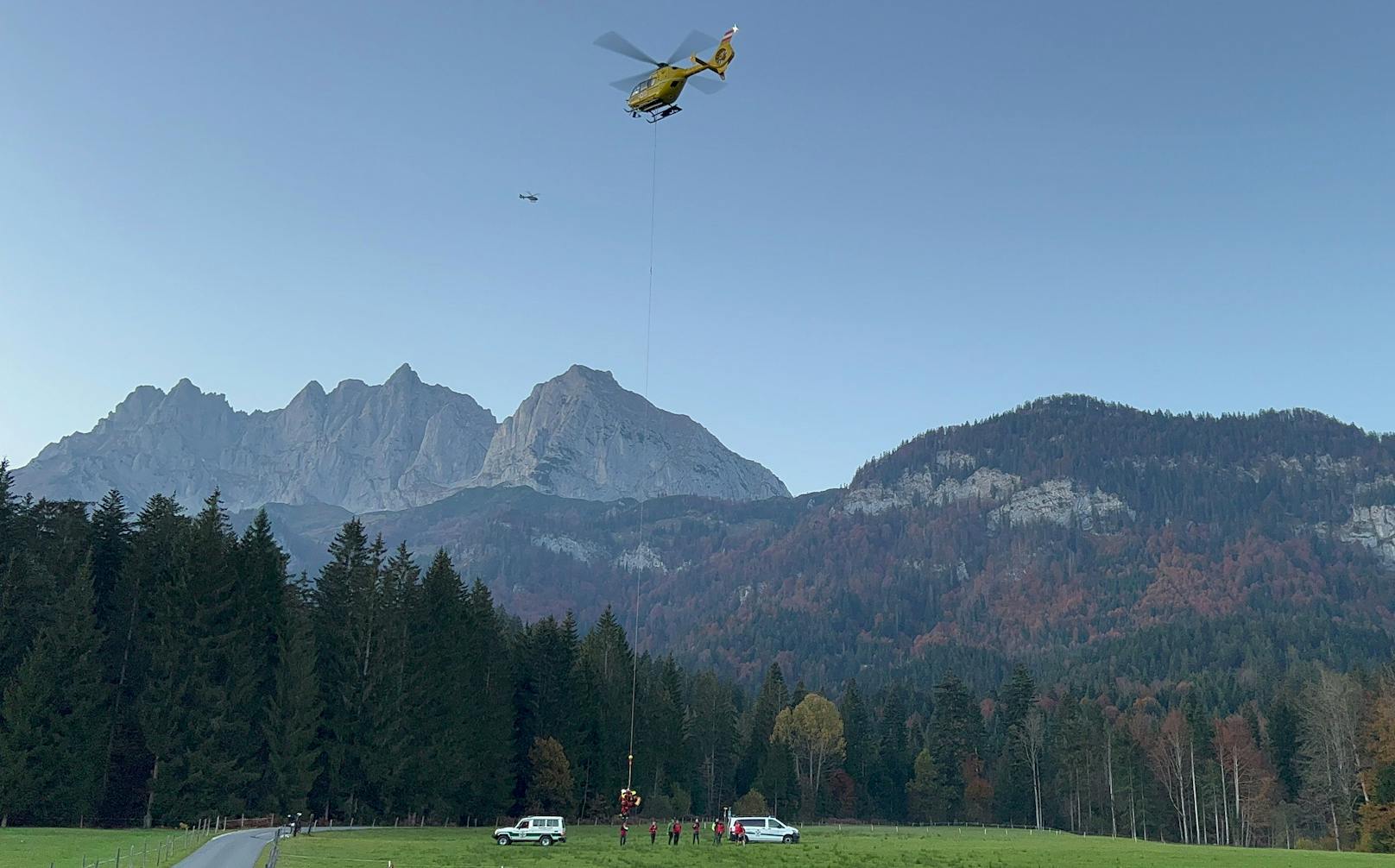 Ein 80- und ein 71-jähriger Österreicher gingen am 19. Oktober kurz nach 9 Uhr vom Wanderparkplatz im Bereich des "Römerhof" über...