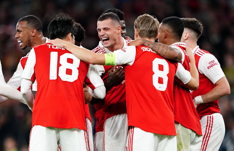 Arsenal gewinnt gegen PSV Eindhoven.