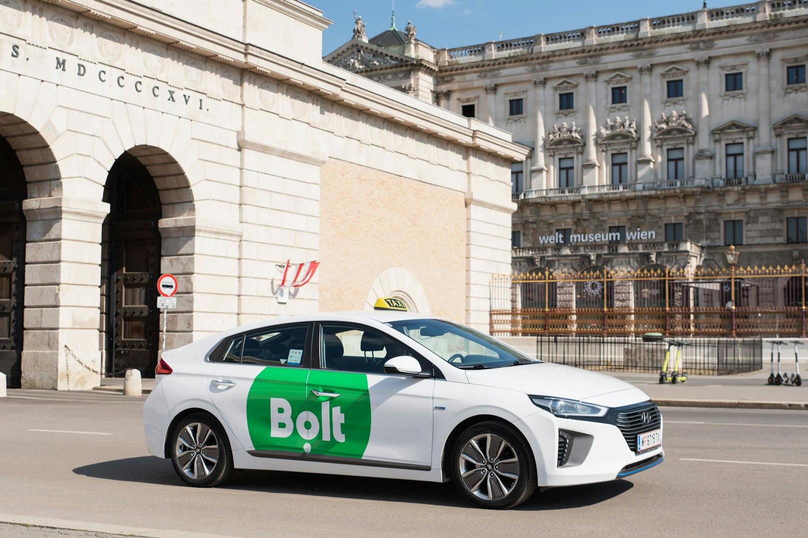 60 Prozent der Wiener Taxiflotte von Mobilitätsvermittler Bolt fährt zum fünften Geburtstag elektrisch.