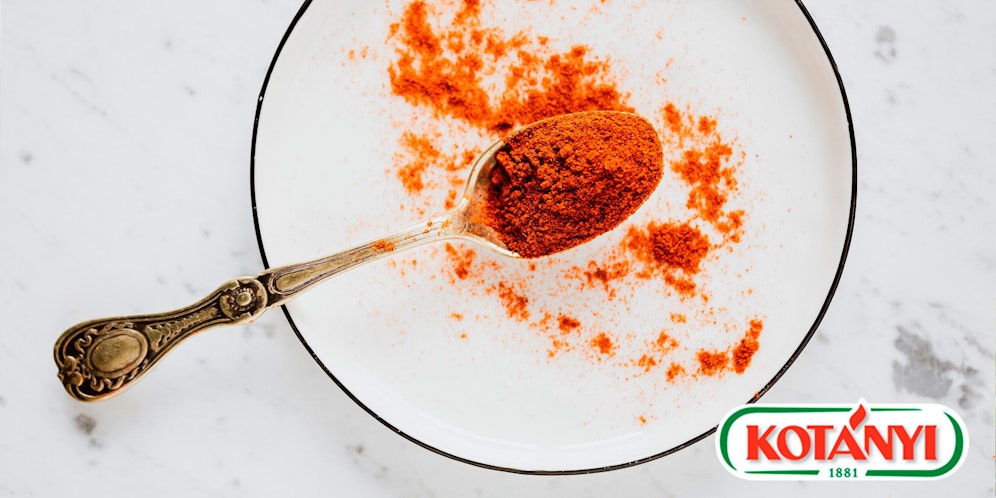 Das rote Geschmackswunder führt die Liste der unverzichtbaren Gewürze an – noch vor Petersilie und Pfeffer.