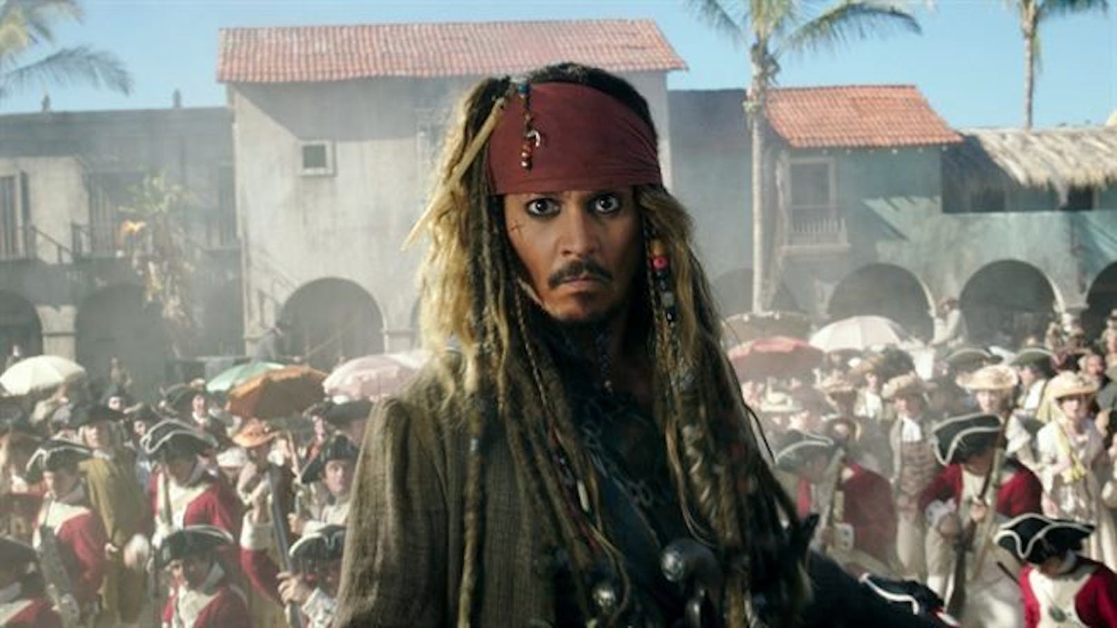 <strong>6. PIRAT!</strong> Er ist nicht nur auf dem Filmleinwand ein Evergreen, sondern auch auf Kostümpartys: Johnny Depp als Pirat. Aktuell ist er nicht nur aufgrund des Prozesses in aller Munde, sondern auch wegen der Pläne zu "Pirates of the Caribbean 6". Ob er dabei ist, wird noch nicht verraten, was es für seinen Look braucht, wissen hingegen schon: Wer Dreads hat, umso besser. Sonst fehlen nur ein Tuch, ein schwarzer Kajal und eine Rumflasche.