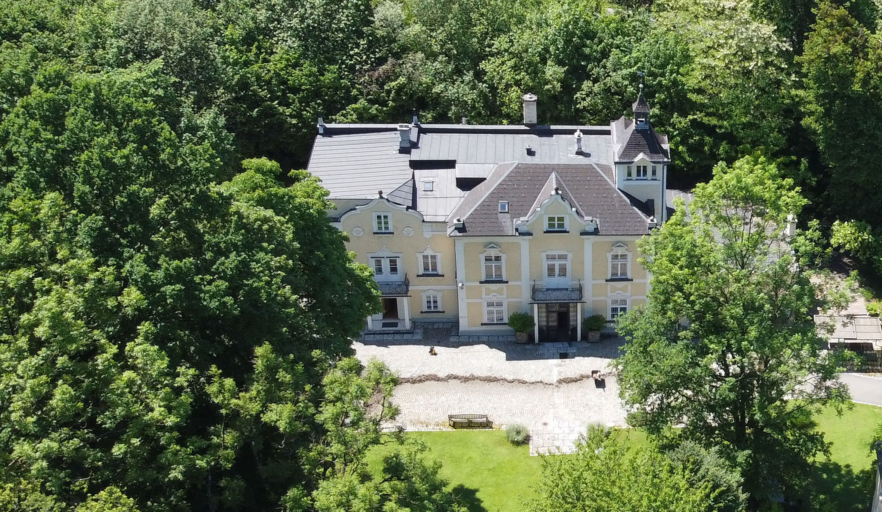 Das Maria Theresien Schlößel in Salzburg kaufte Mateschitz für 10 Millionen Euro von Familie Swarovski.