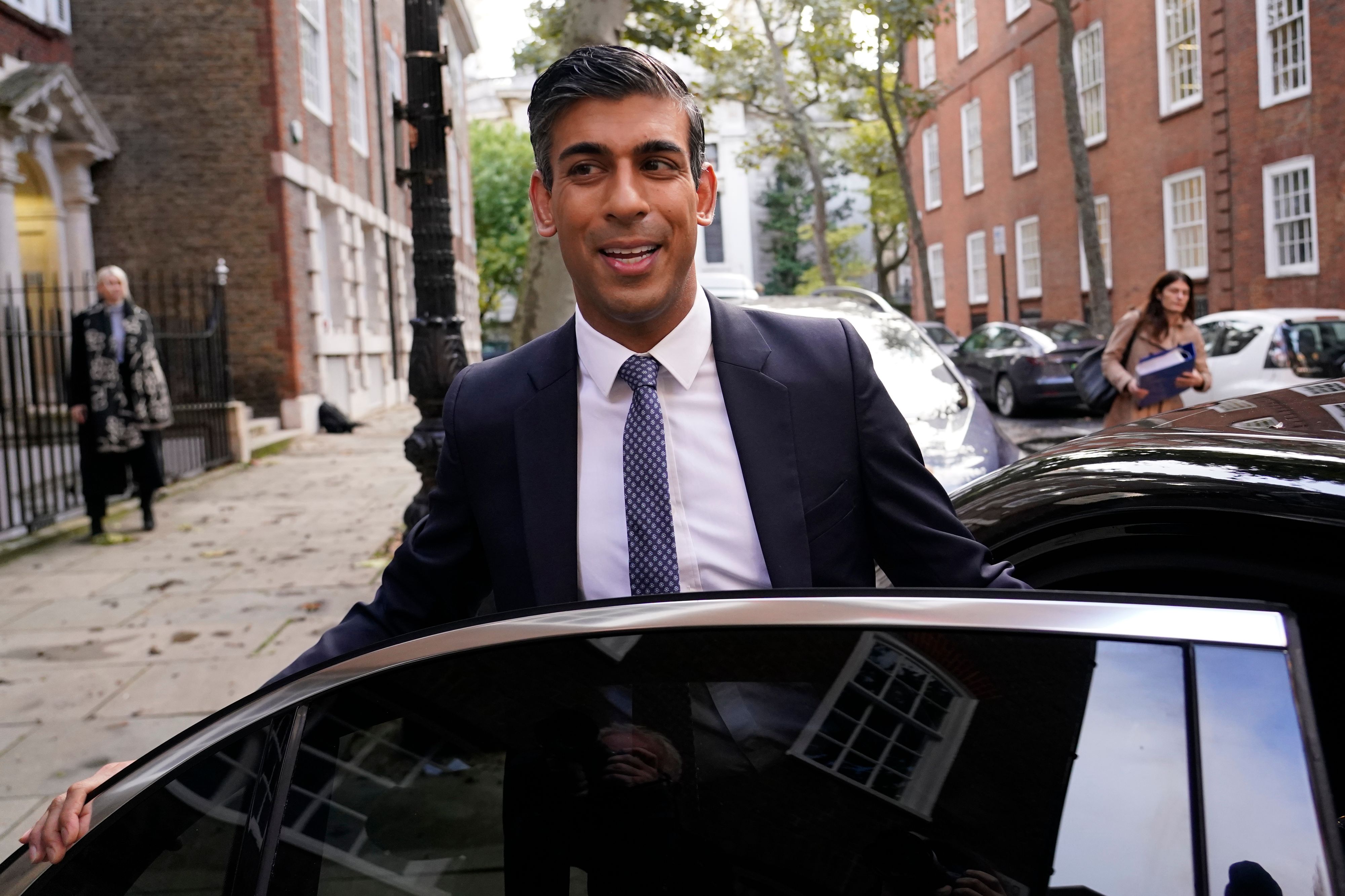 Der frühere Finanzminister Rishi Sunak wird der neue britische Regierungschef.