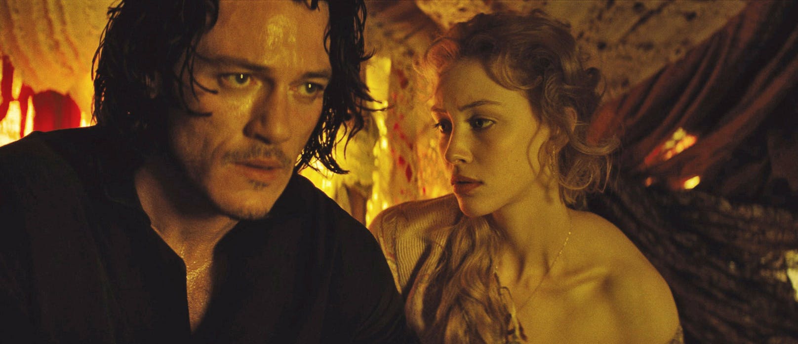 Dracula Untold mit Luke Evans und Sarah Gadon