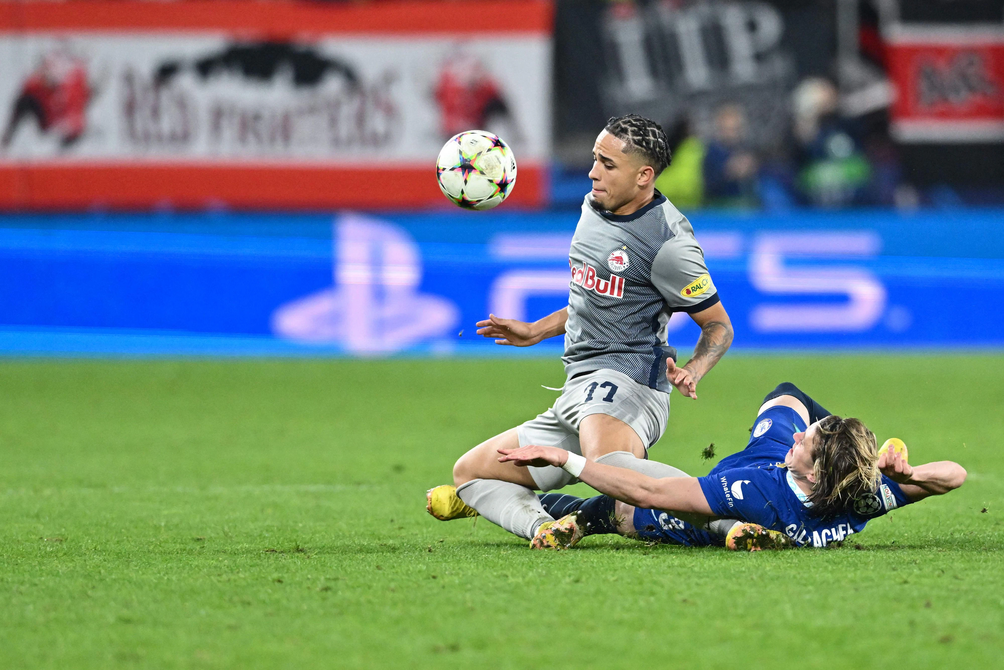 Noah Okafor ist heiß auf das Duell mit dem AC Milan. 