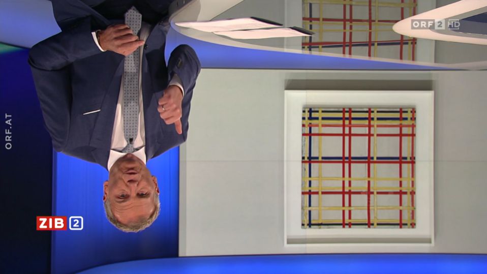 Kein Bildfehler: Armin Wolf stand Kopf, um zu demonstrieren wie "New York City 1" eigentlich aussehen sollte.