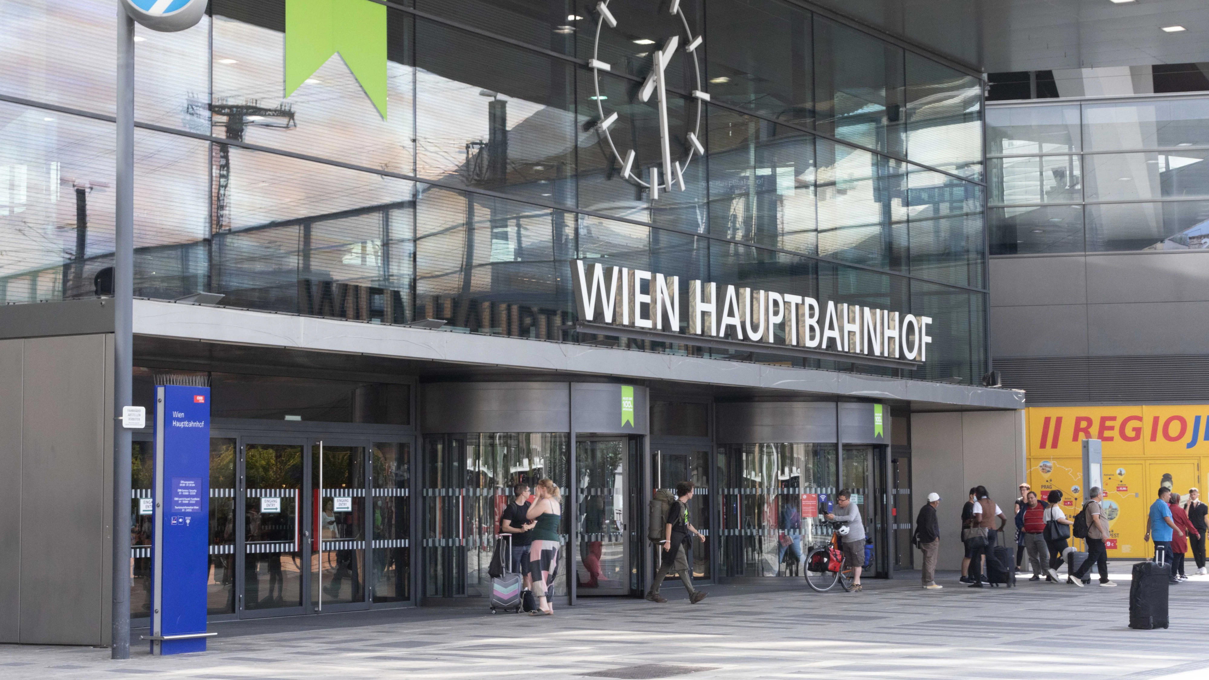 Am Hauptbahnhof kam es am Donnerstag zu einer Attacke mit einer Glasflasche.