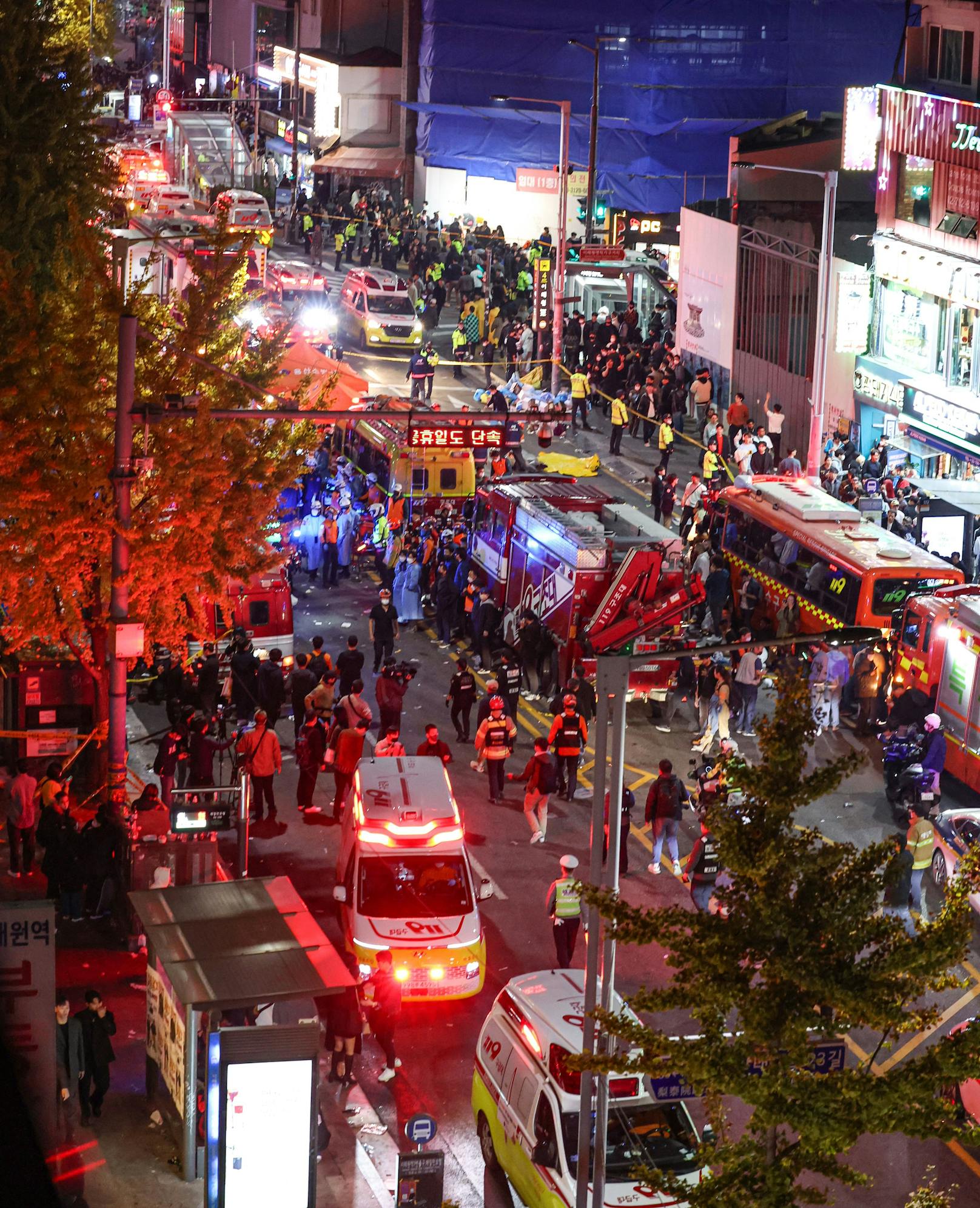 Chaos in Seoul – bei einer Halloween-Feier wurden mindestens 59 Menschen getötet, hunderte weitere verletzt.