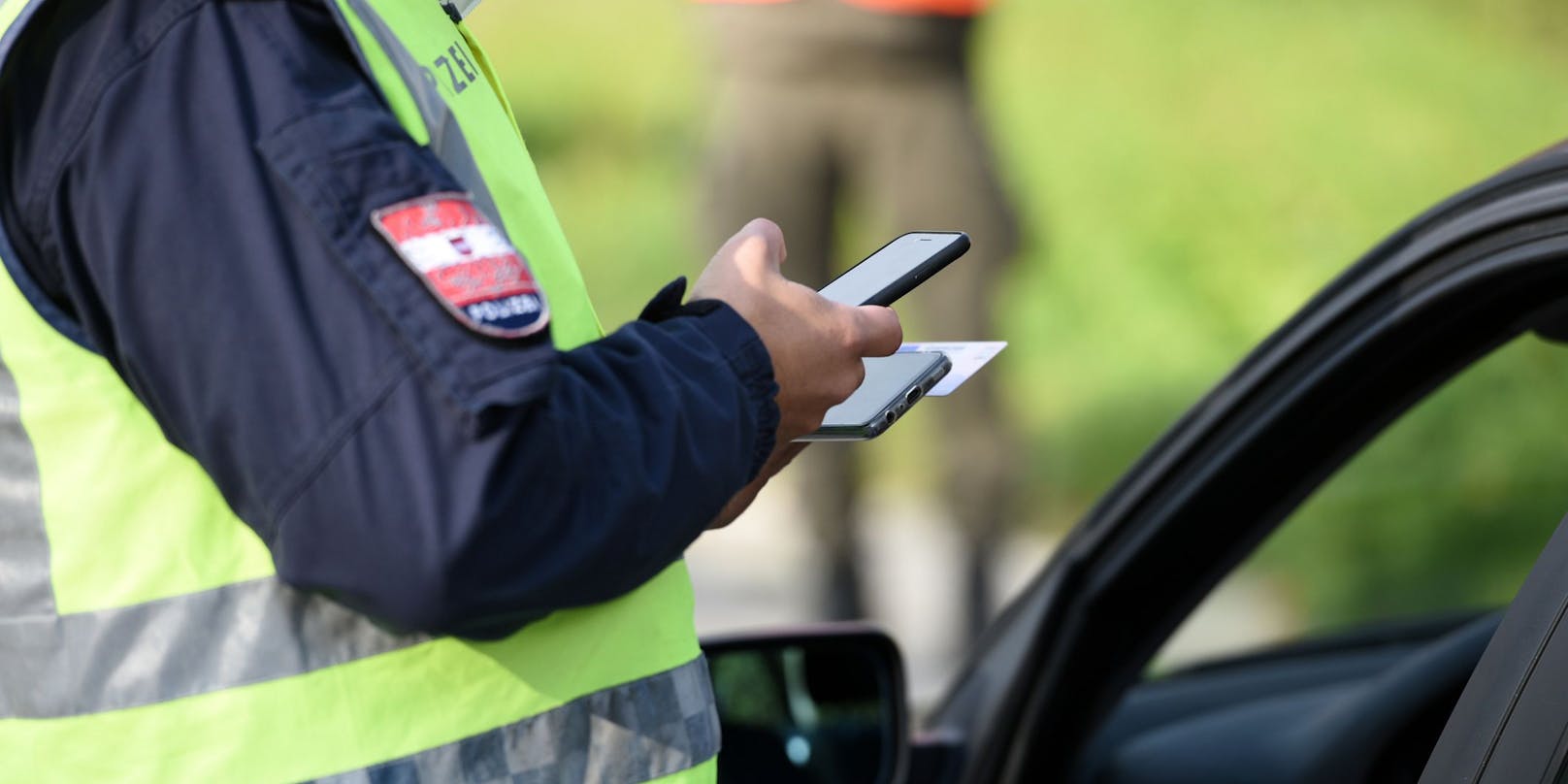 Am Freitag wurden im Burgenland tausende Autolenker von der Polizei kontrolliert. (Symbolbild)