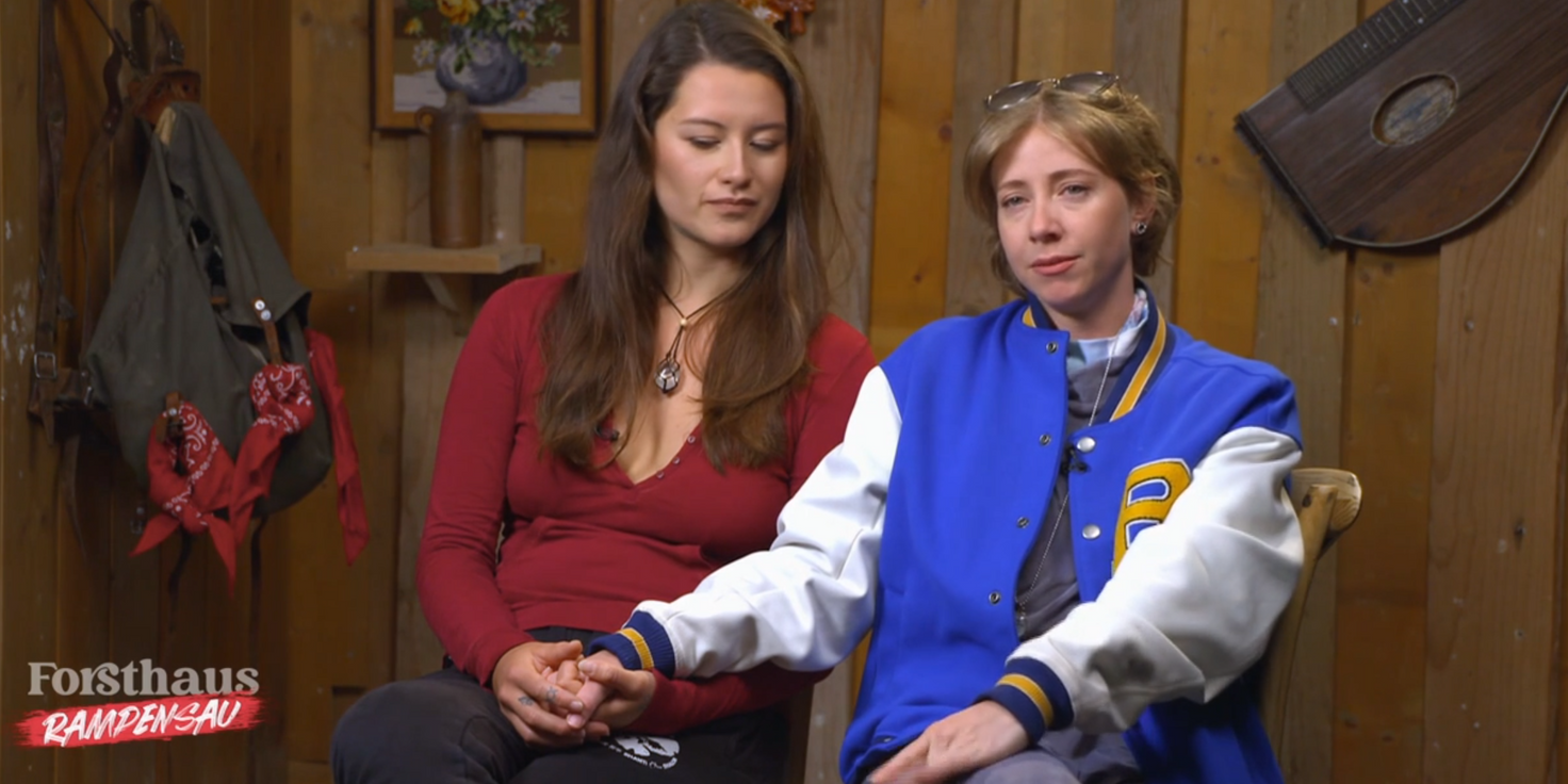 Rebecca Rapp bricht in Tränen aus. 