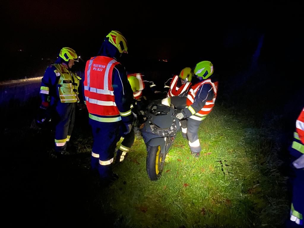 28-Jähriger Biker Nach Crash Mit Pkw Schwer Verletzt | Heute.at