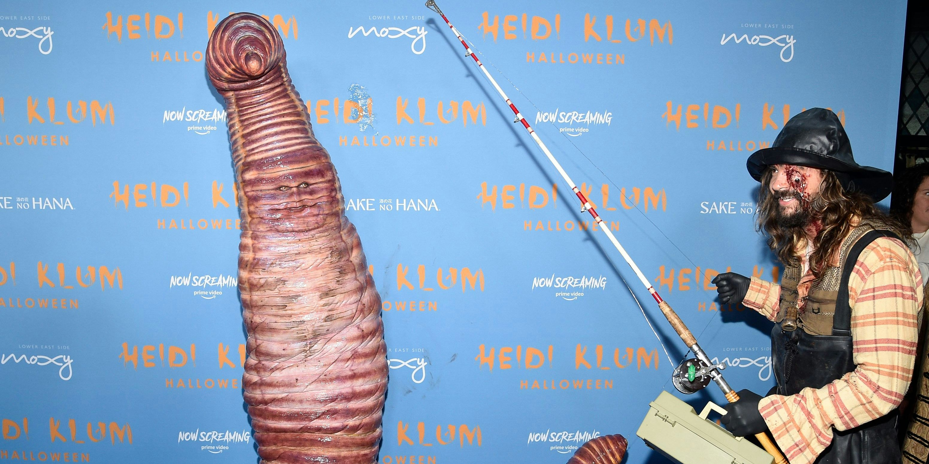 Heidi Klum als Wurm mit Tom Kaulitz als Angler
