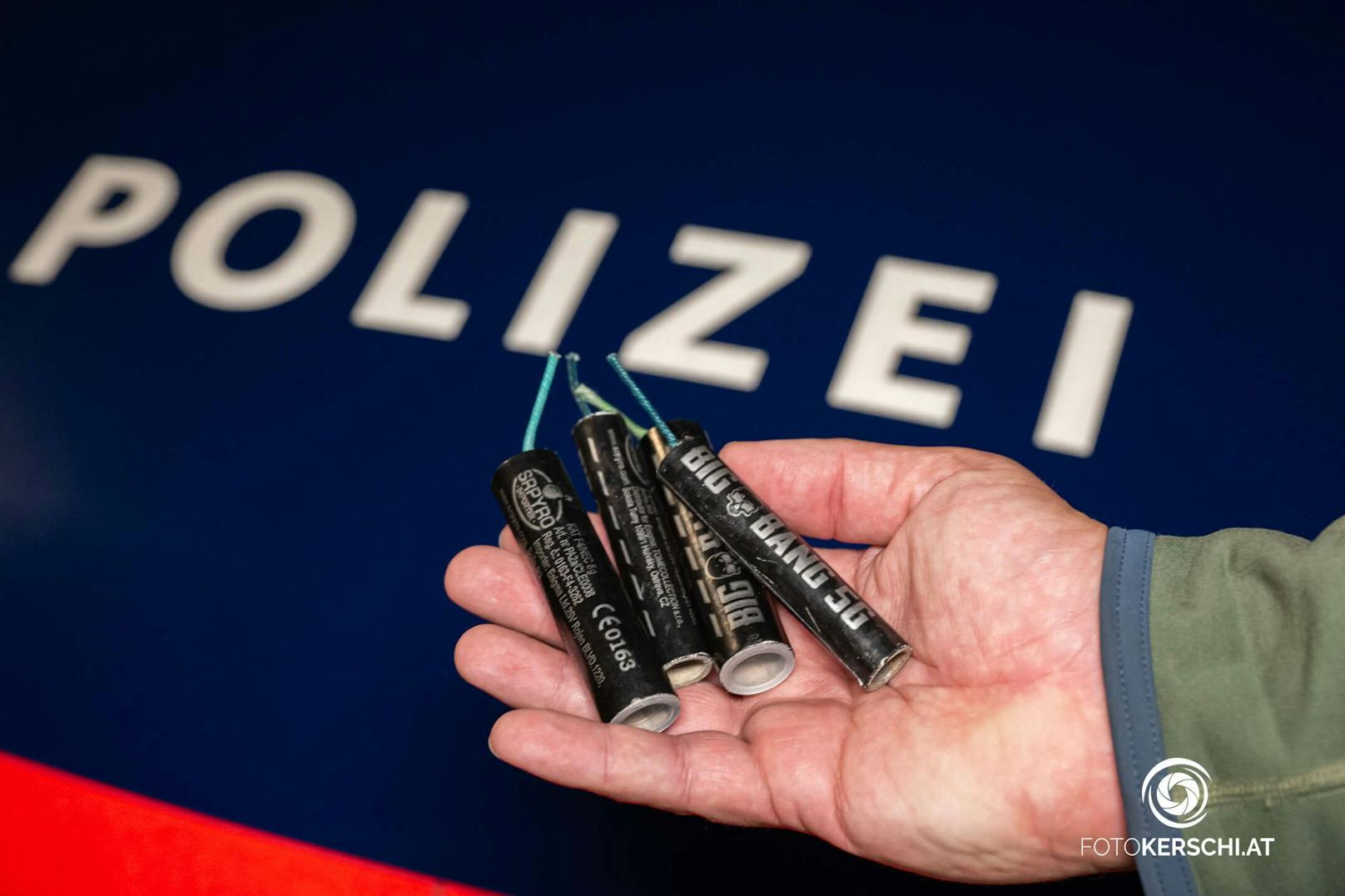 Die Polizei konnte die verwendeten Böller sicherstellen.