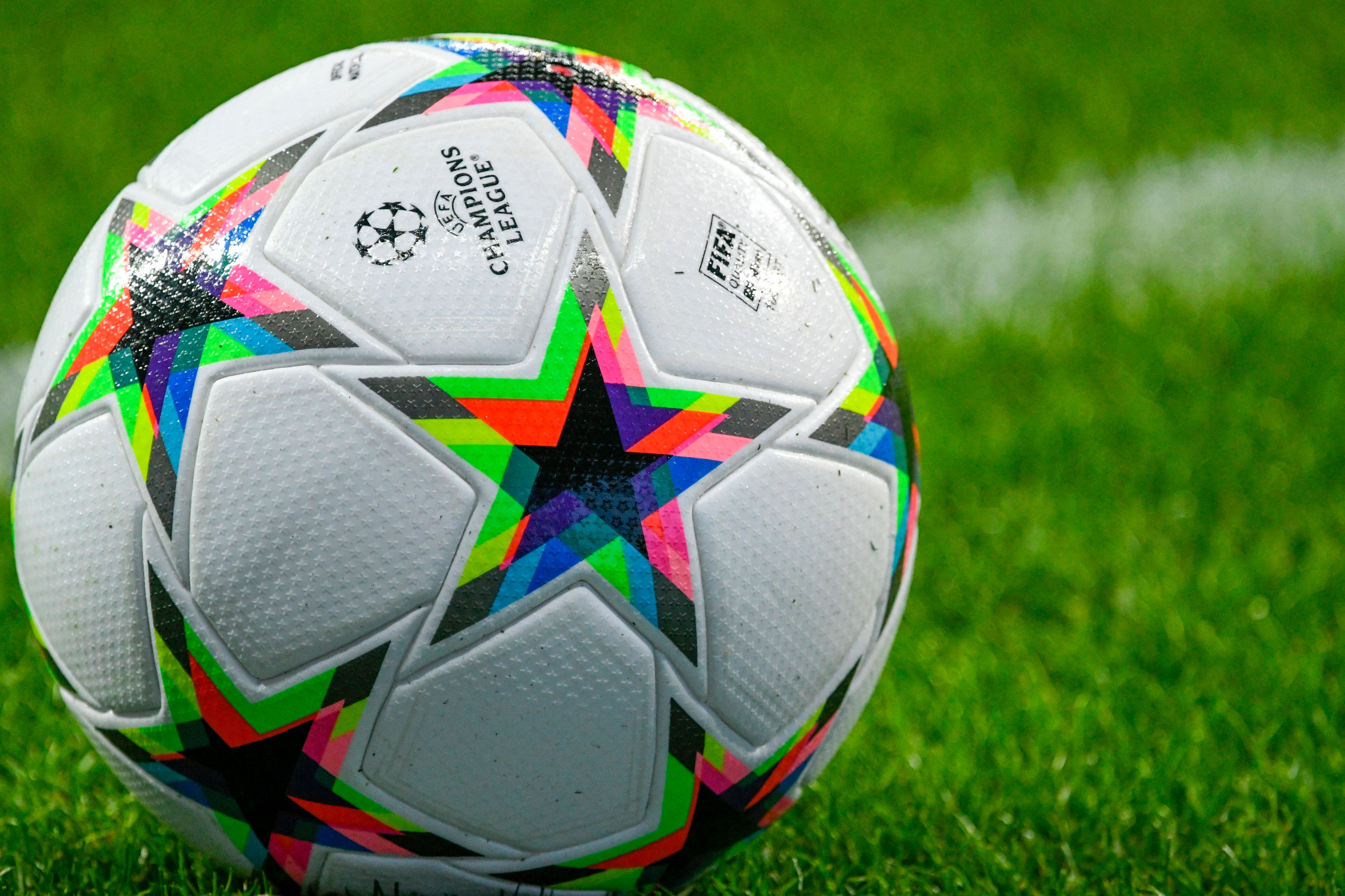 Die 16 Teams im Champions-League-Achtelfinale stehen fest. 