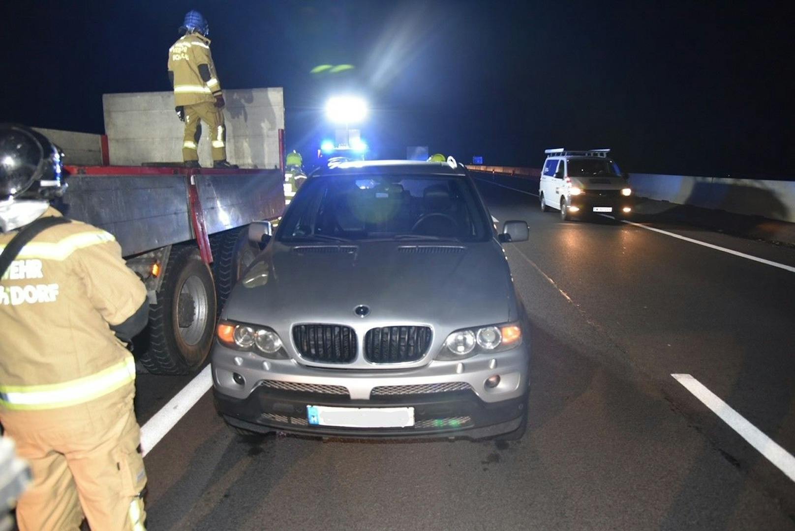 Herrenloser Pkw "parkte" auf der Autobahn