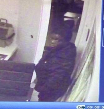 Der unbekannte Täter soll rund 37.000 Euro erbeutet haten.