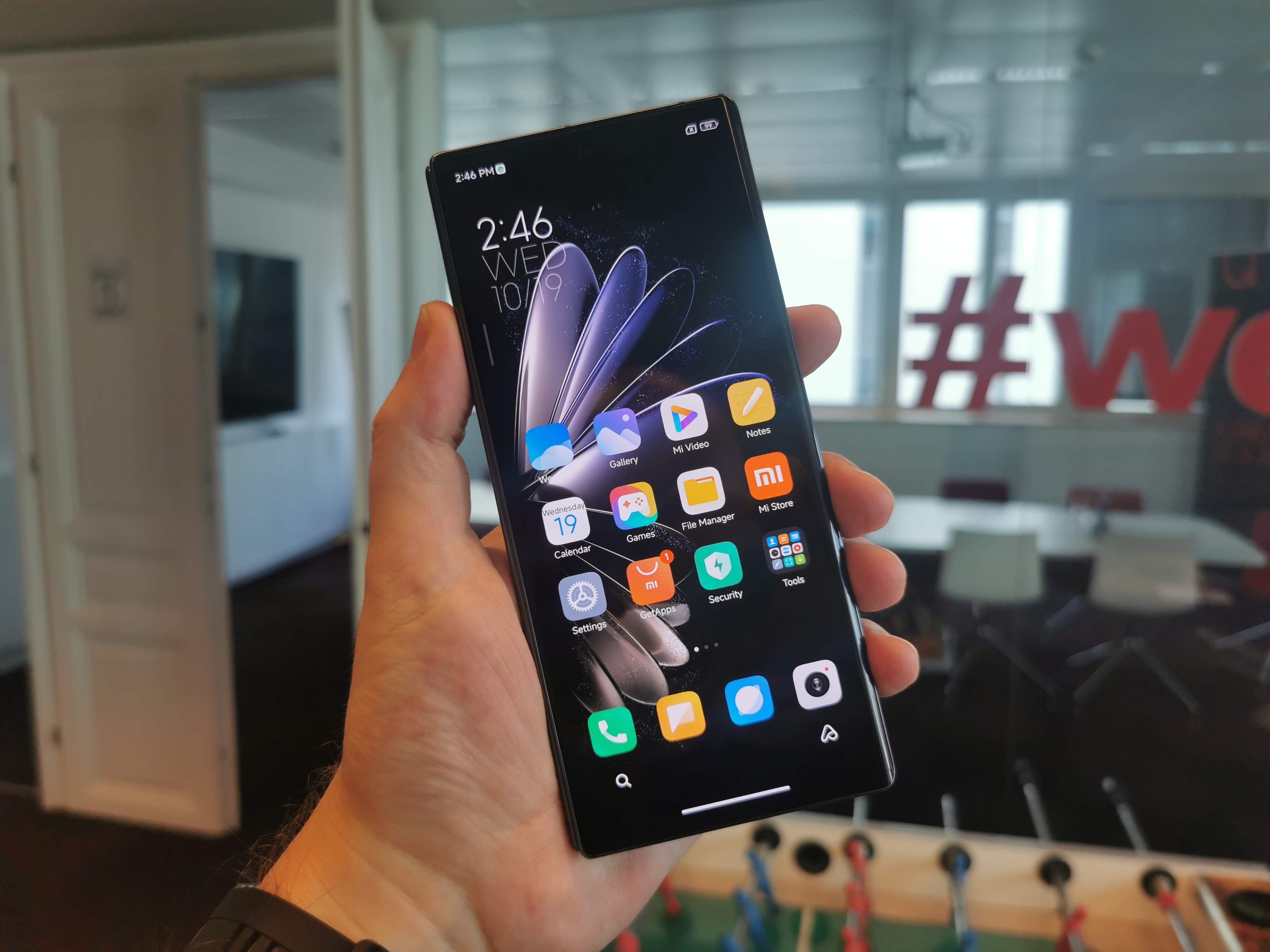 Xiaomi Mix Fold 2 im Hands-on – die beiden Bildschirme sind Flaggschiff-Vertreter.