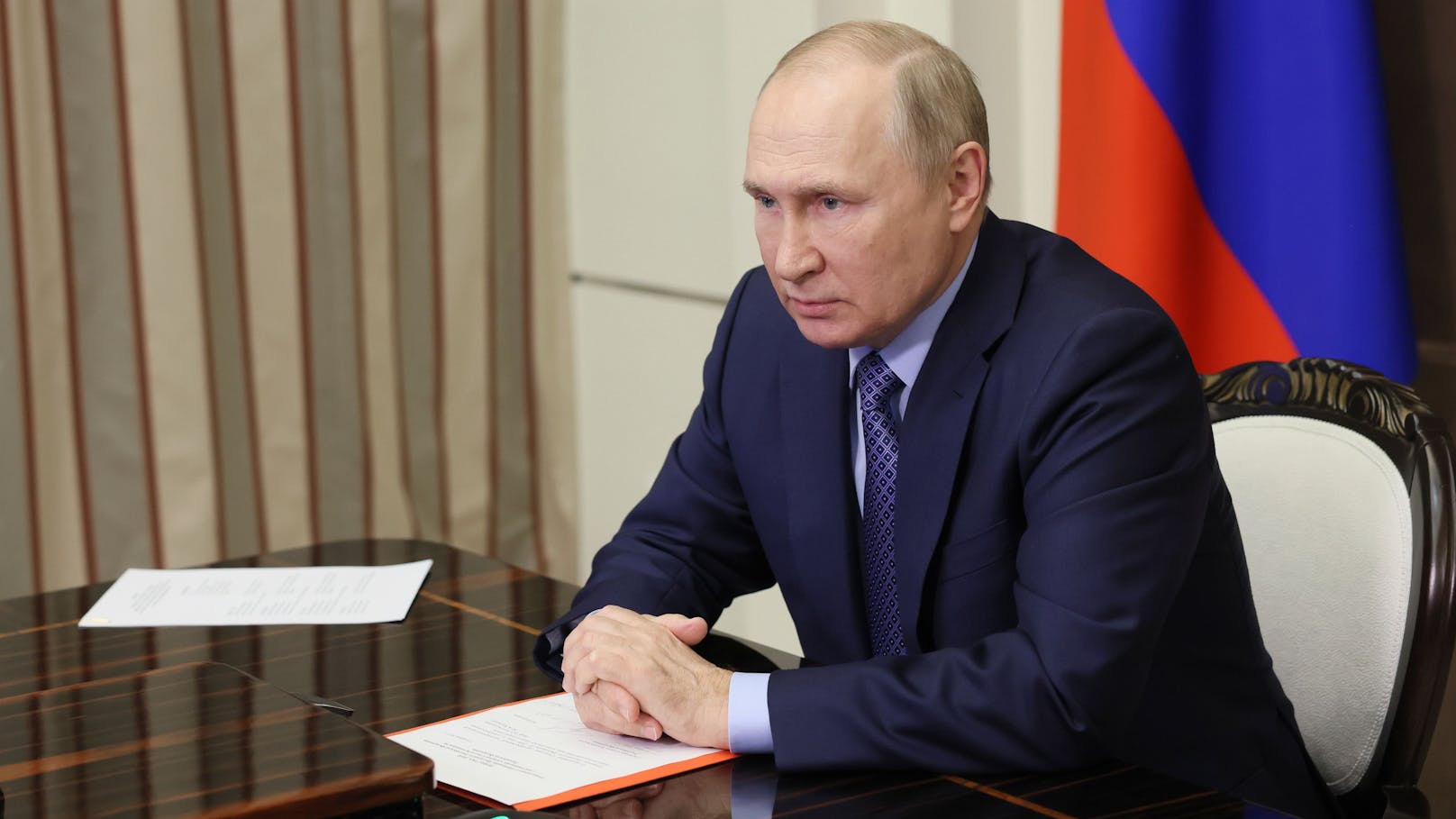 Wladimir Putin bei einem Treffen mit dem russischen Sicherheitsrat am Mittwoch.