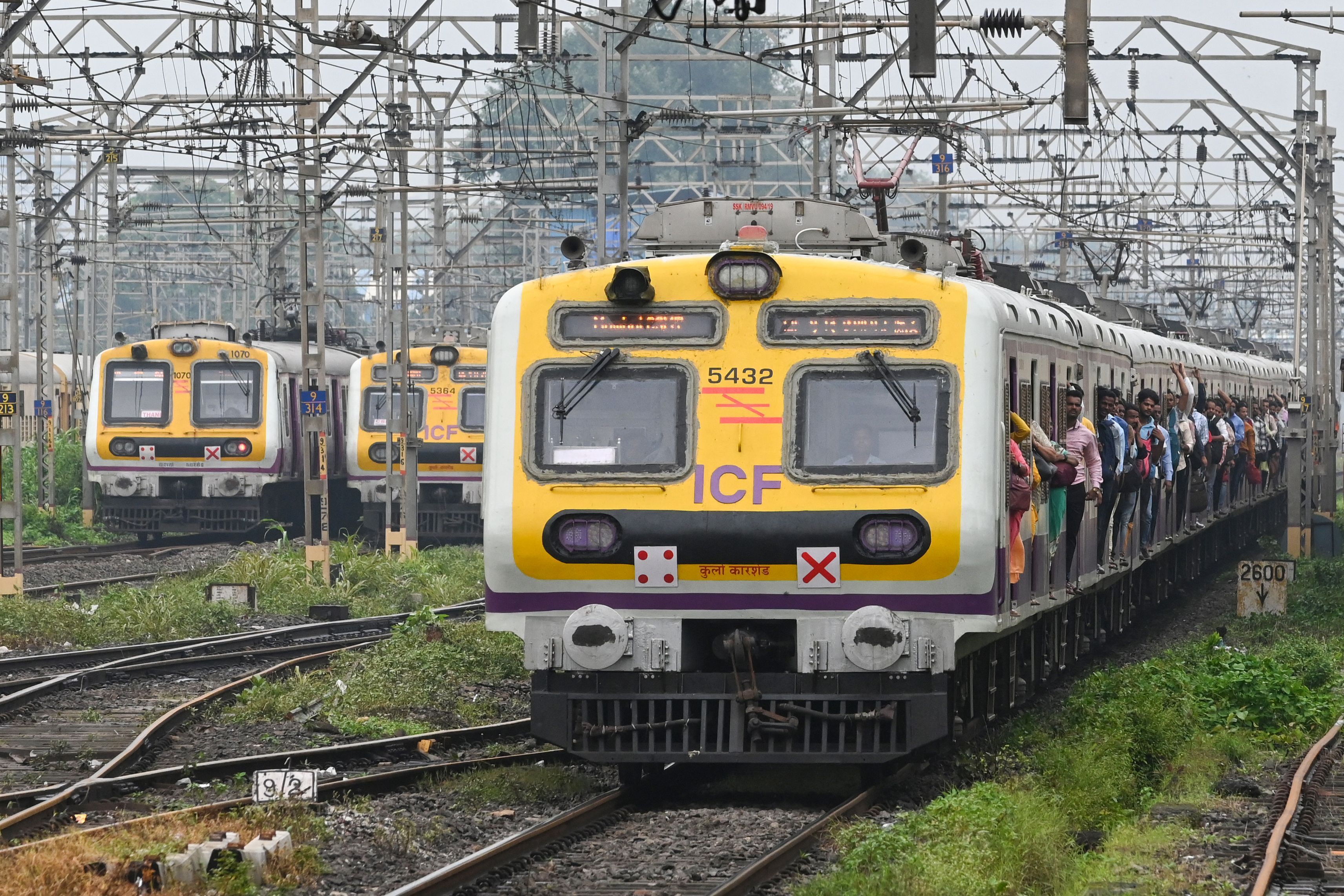Erst als sich Passagiere über den Gestank beschwerten, entdeckte man die schon verwesende Leiche im Zug.