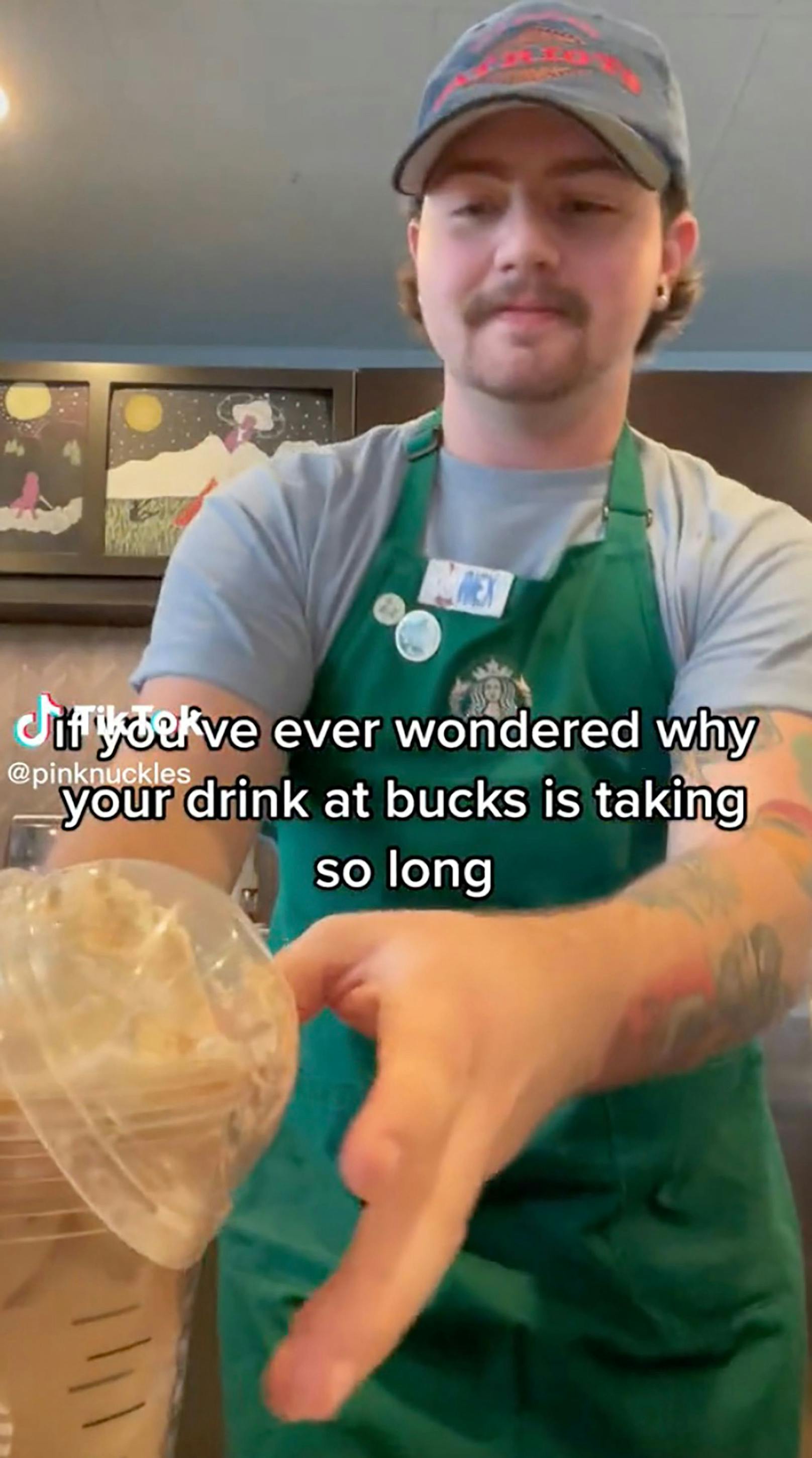 Dieser TikToker verrät, warum es bei Starbucks manchmal länger dauert.